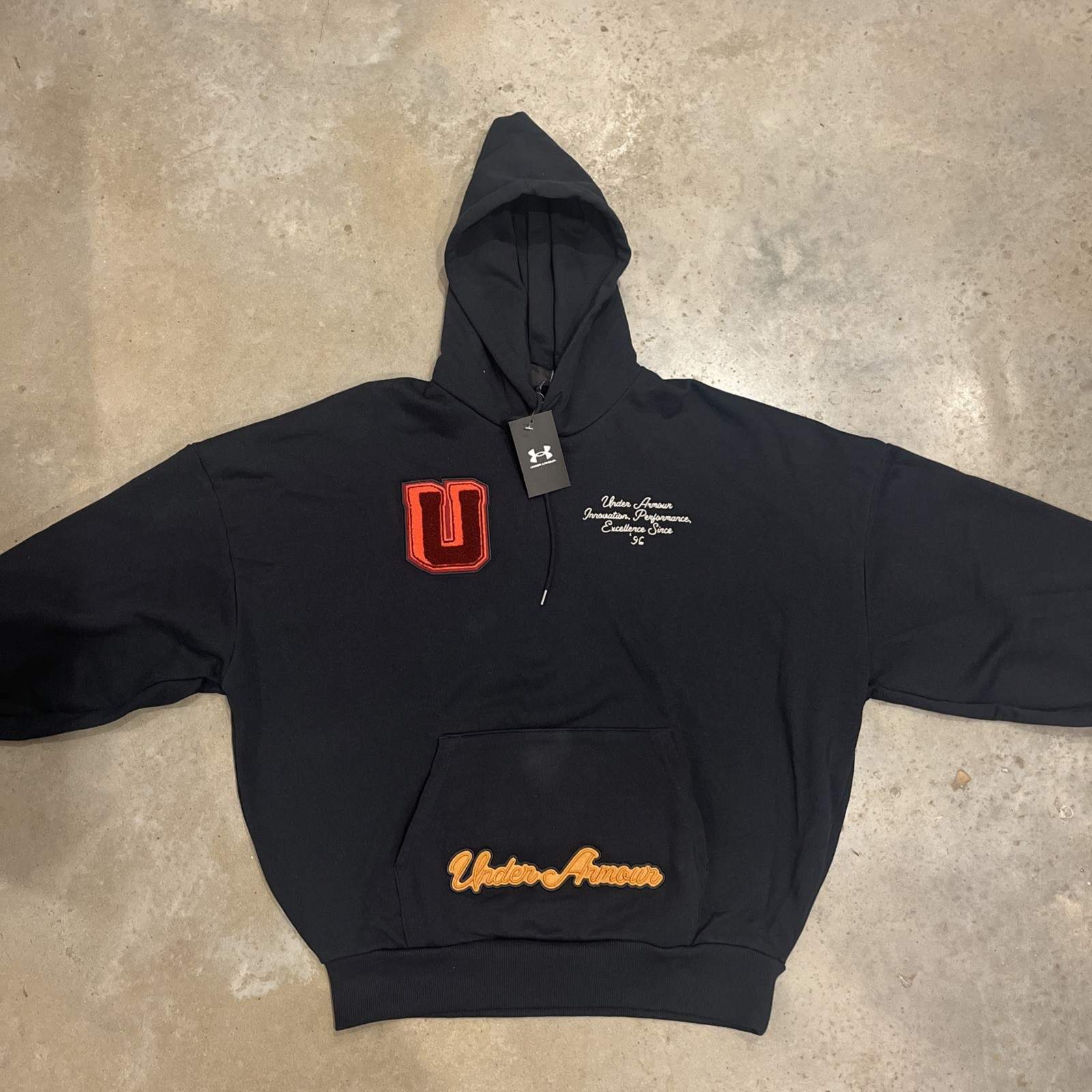 NWT $100.00 Under Armour Mens Icon Heavyweight Terry O/S Hoodie Black Size LARGE