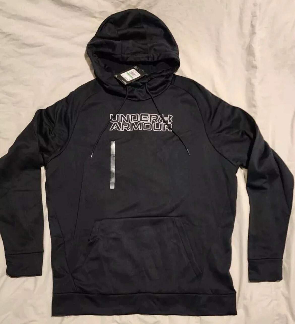 NWT Size L- Under Armour Men’s Armour Fleece Wordmark Hoodie Pullover, Black.