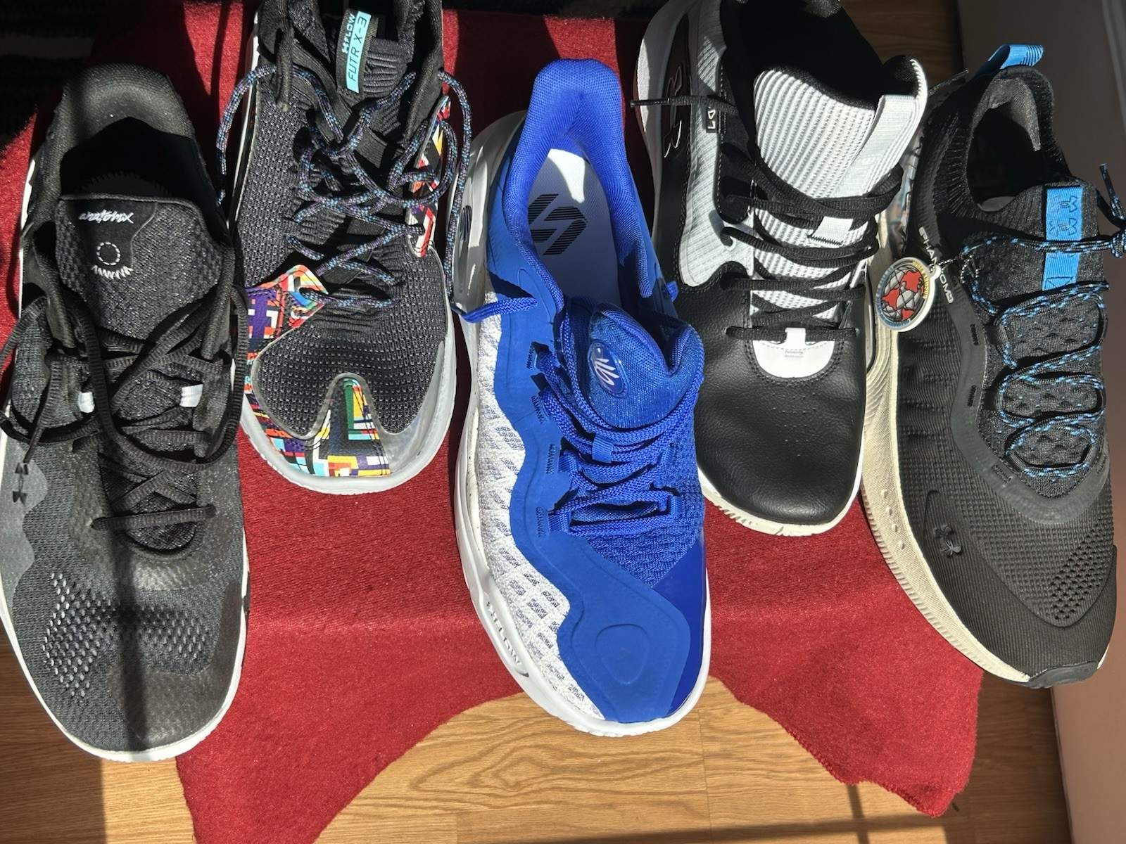 UNDER AMOR Men’s Shoes