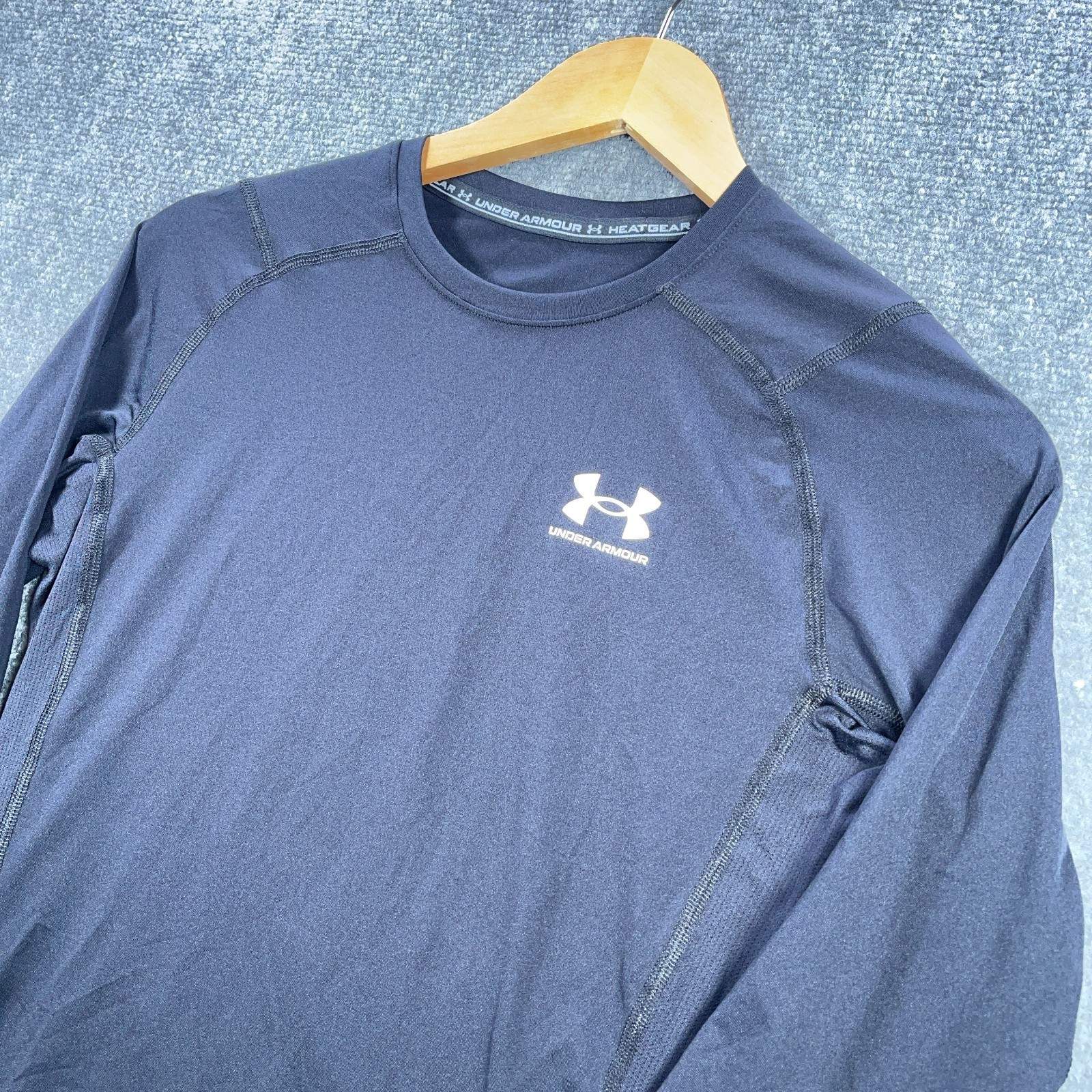 Under Armour Compression Shirt Mens M Black Stretch Fitted Heatgear #AB681