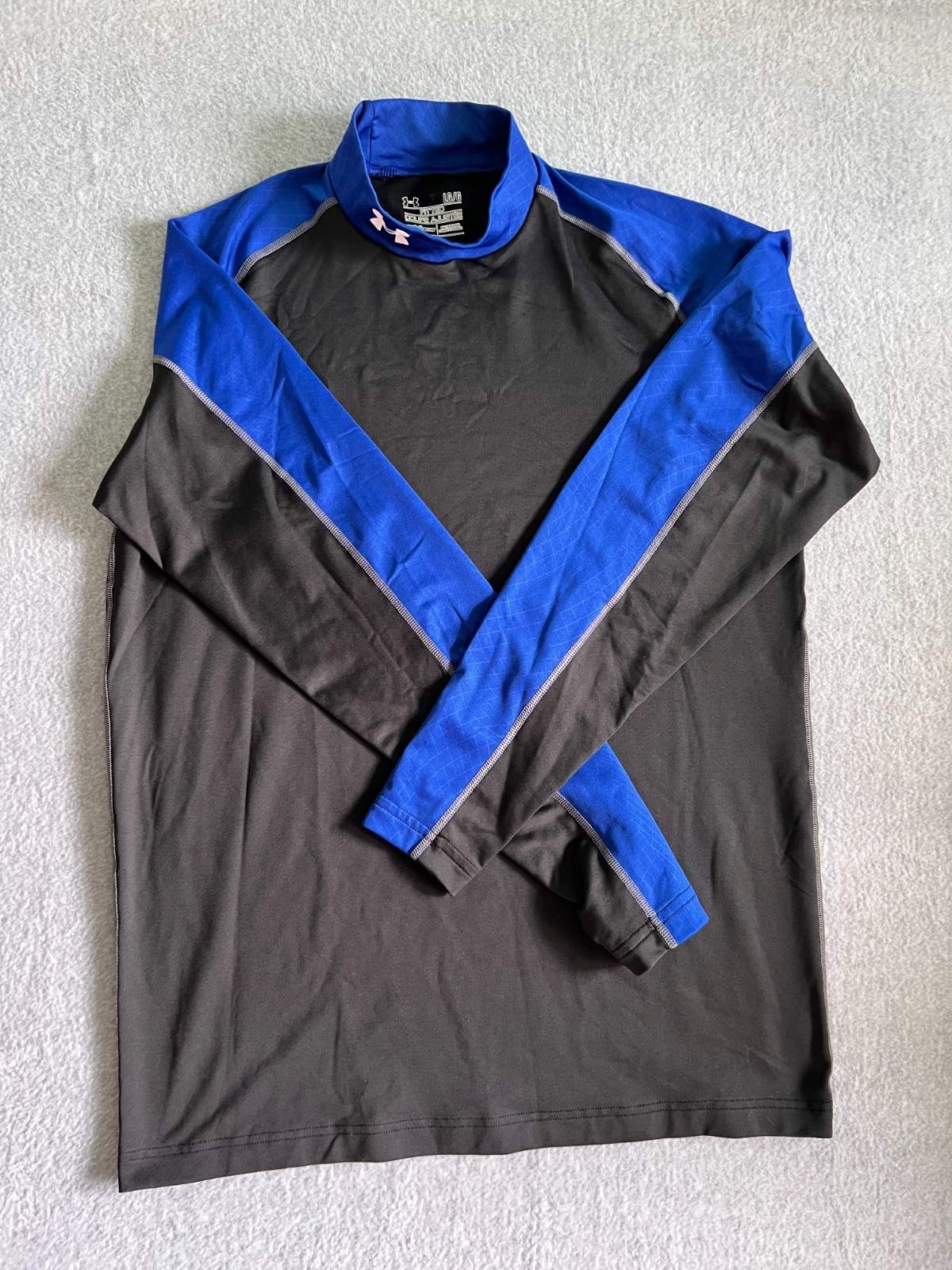 Under Armour compression shirt Size Large