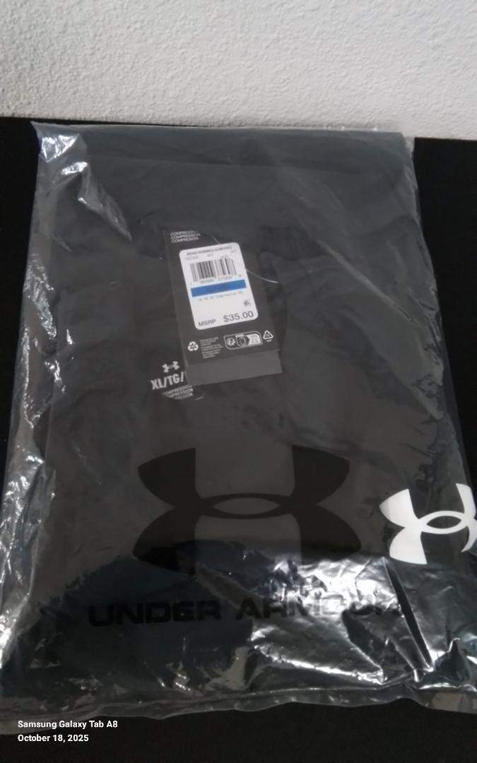 Under Armour HeatGear OG Compression Short Sleeve Black 001 Sealed XL