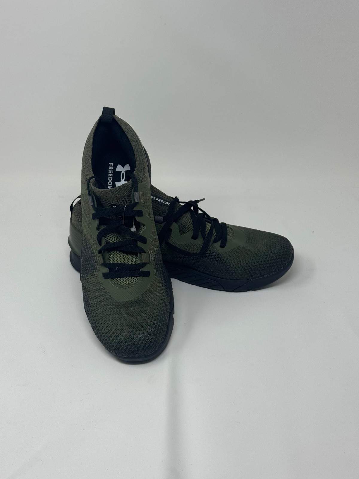 Under Armour Freedom Men’s Training Shoes 3024275-300 Green Black Size 8 New