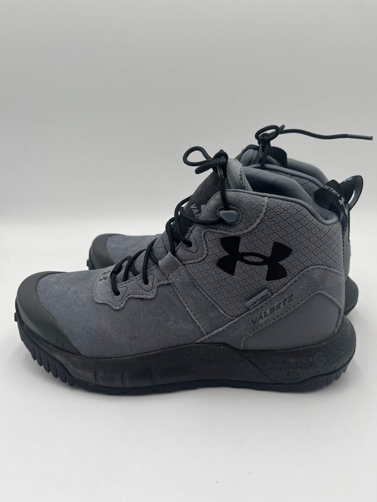 Under Armour UA Micro G Valsetz Mid Boots 3024334-101 Mens Size 8 Charcoal/Black