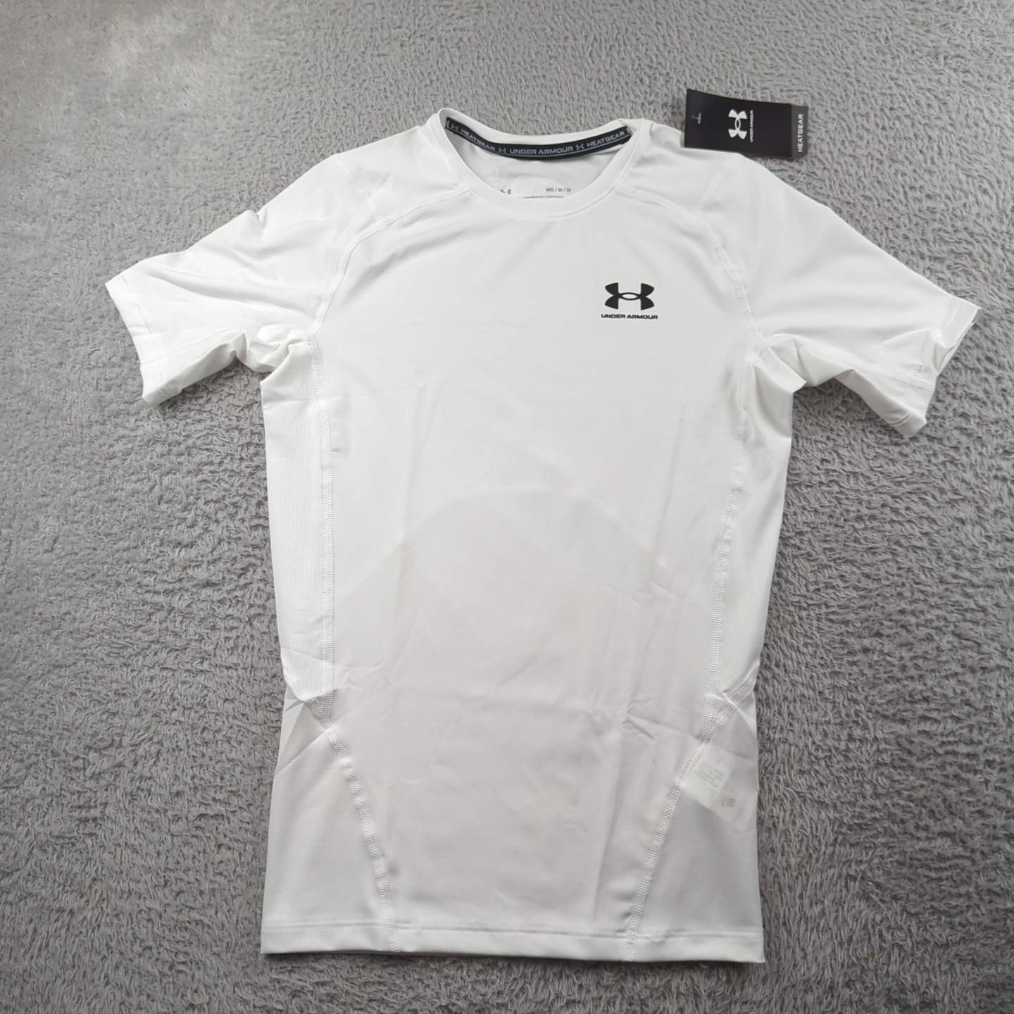 Under Armour Compression Shirt Mens M White Short Sleeve Heat Gear Sports Shirt
