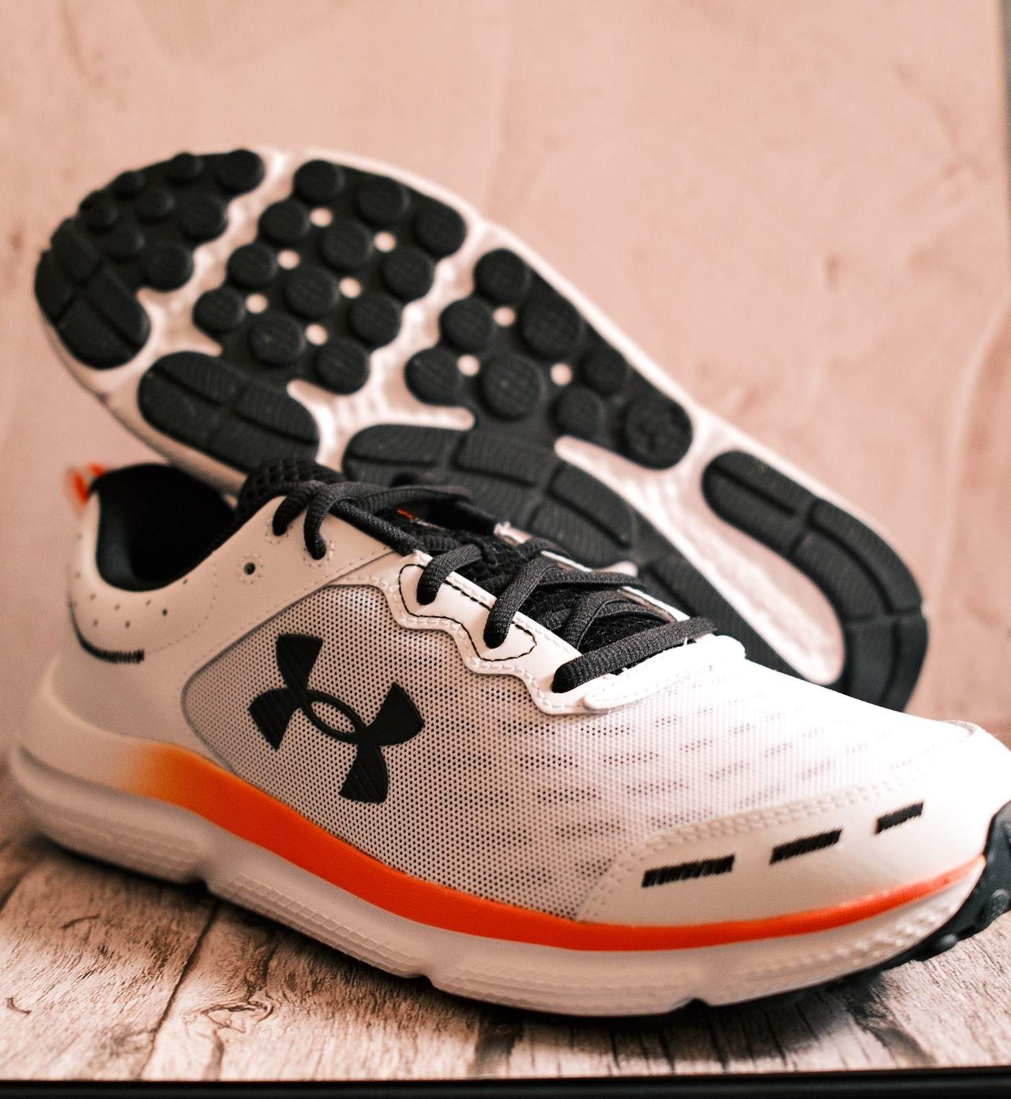 UNDER ARMOUR Men’s UA Charged Assert 10 Running Shoes, White / Black Size 9.5