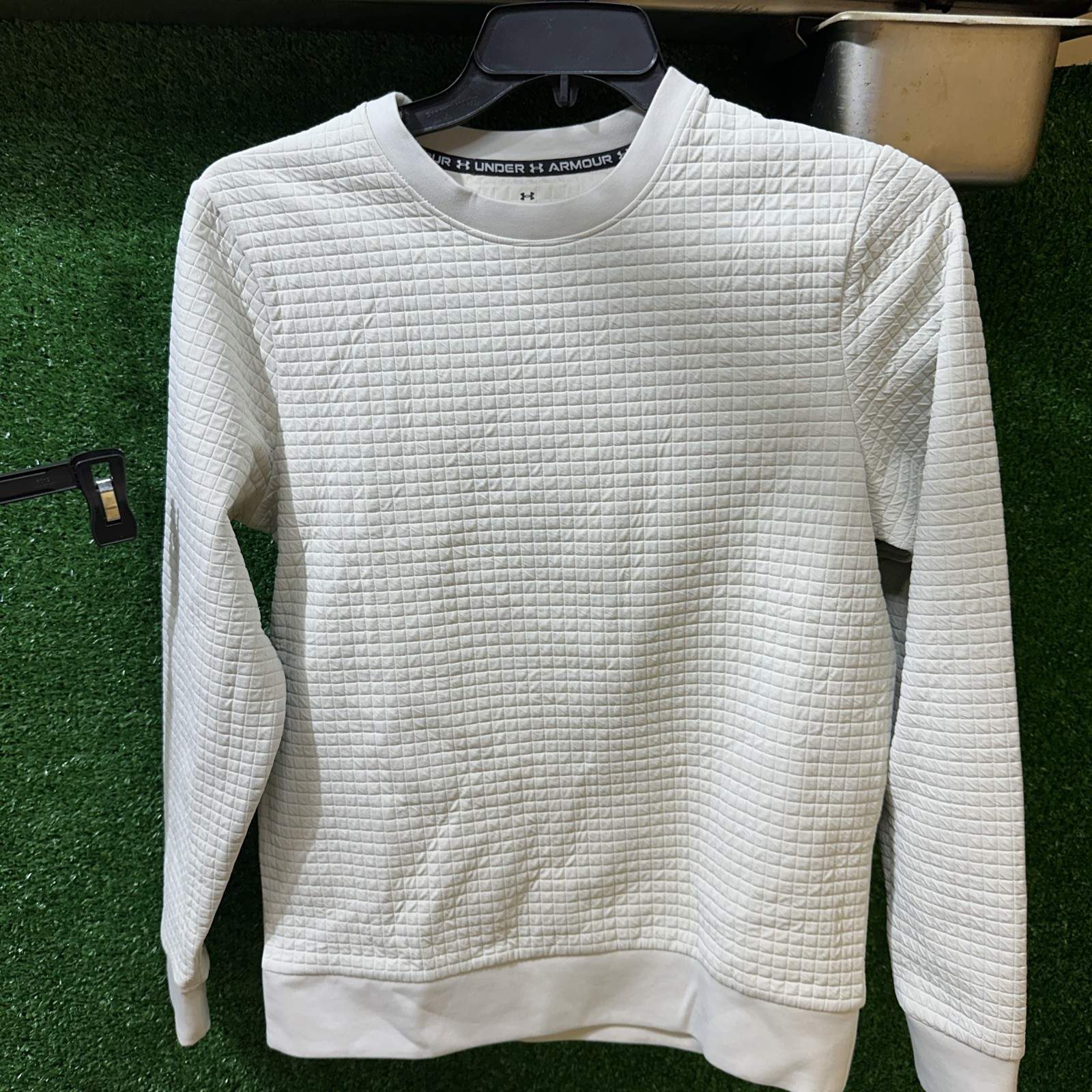 C243 Under Armour Unstoppable Fleece Grid Men’s Crew Pullover  Small Summit Whit