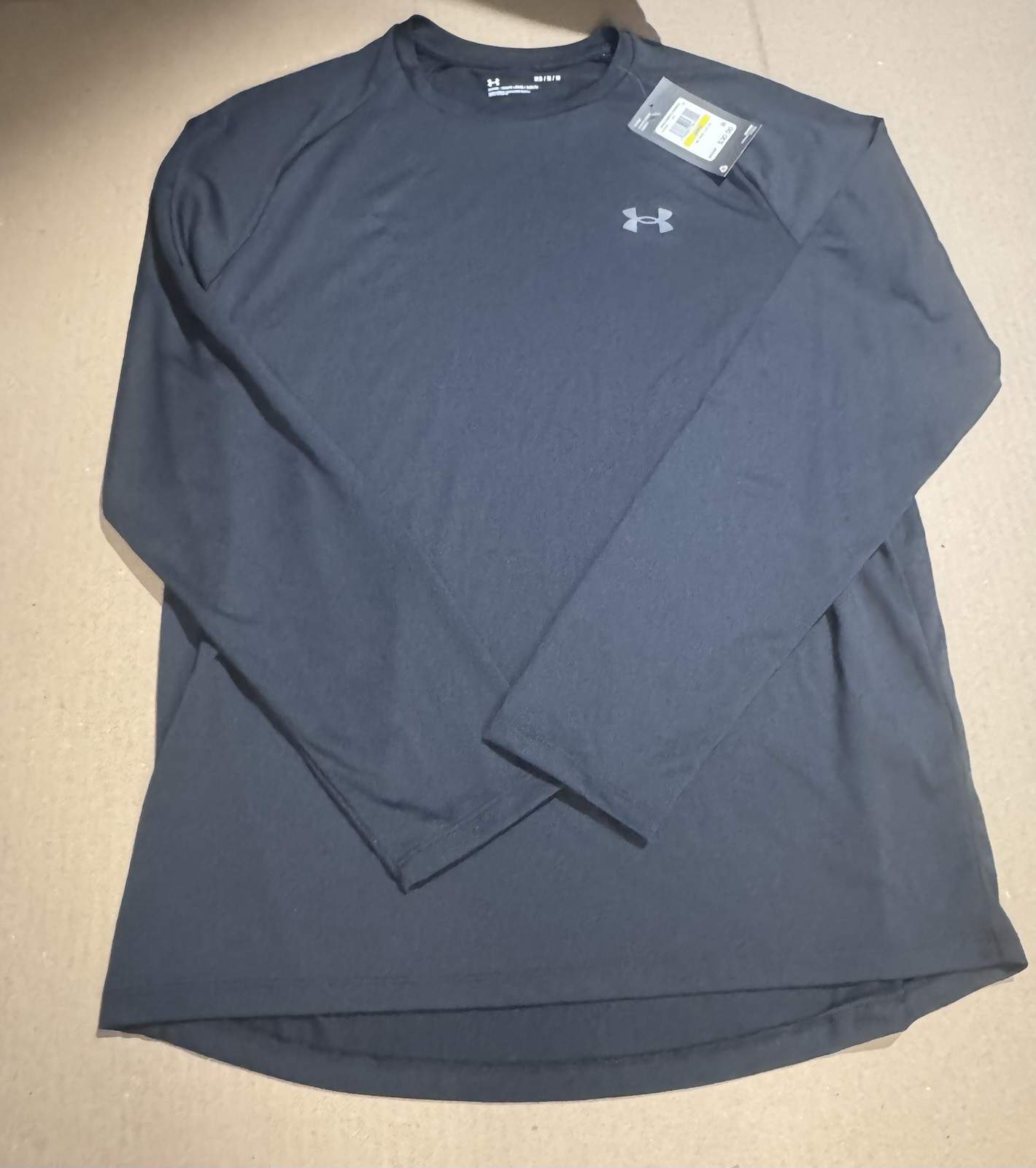 NWT Under Armour UA Tech 2.0 Black Mens medium Loose Athletic Training T-Shirt