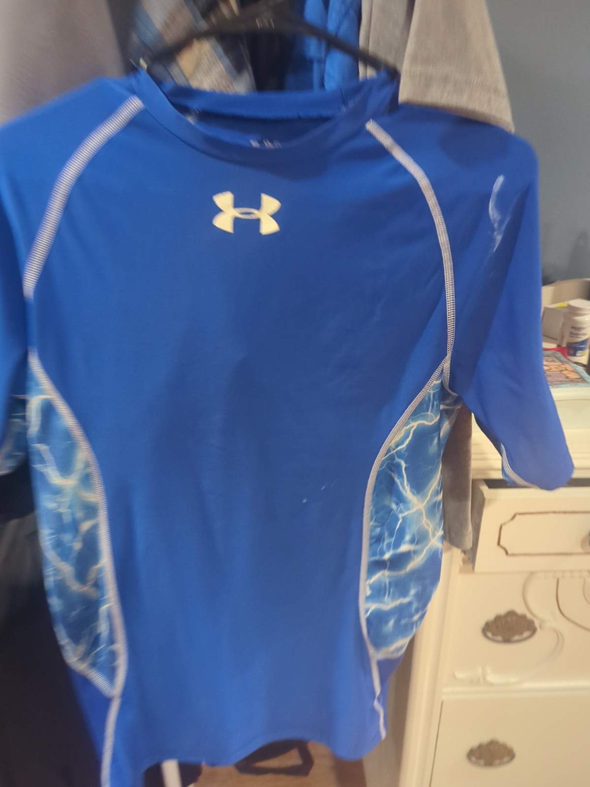 Under Armor heat Gear Blue Lighting Compression Shirt Size Large Good See Photos