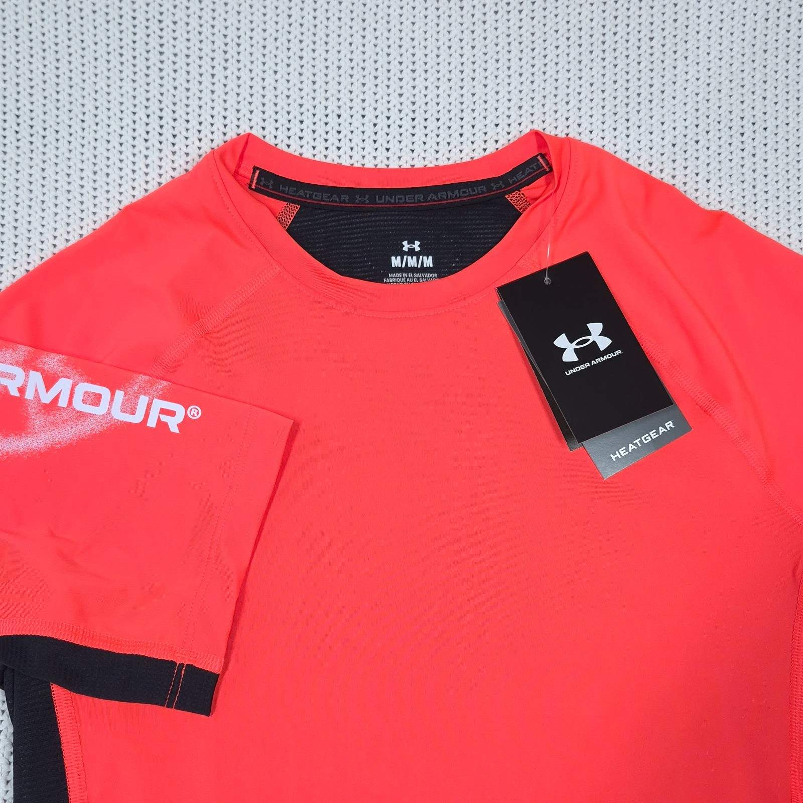 Under Armour HeatGear Compression T-Shirt Size M Black Orange Crew Neck Vented