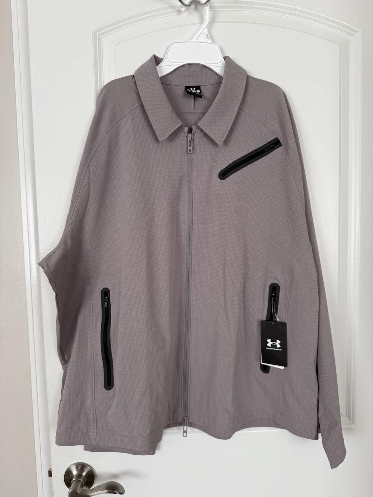 NWT Under Armour Men’s Unstoppable Jacket Small Taupe Dusk/ Black Size M