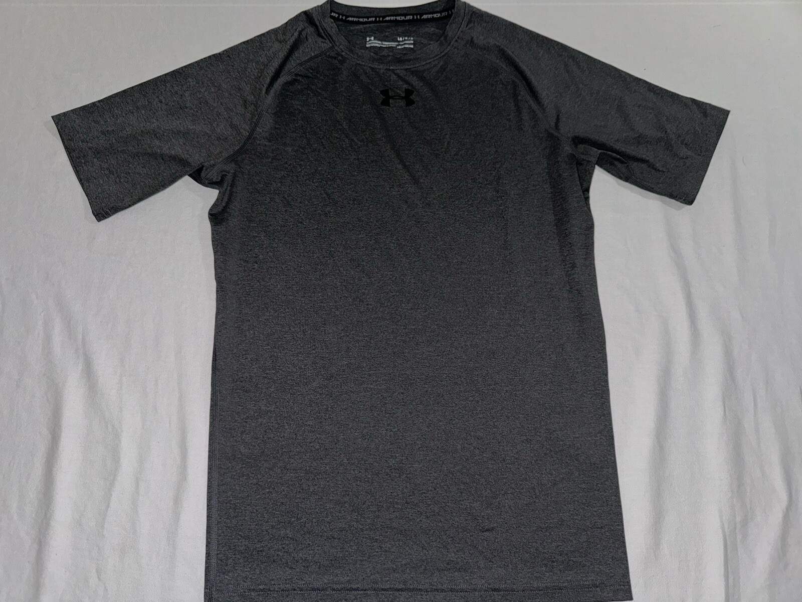 Under armour HeatGear Short Sleeve Men’s Large Compression T-Shirt Gray  NWOT!