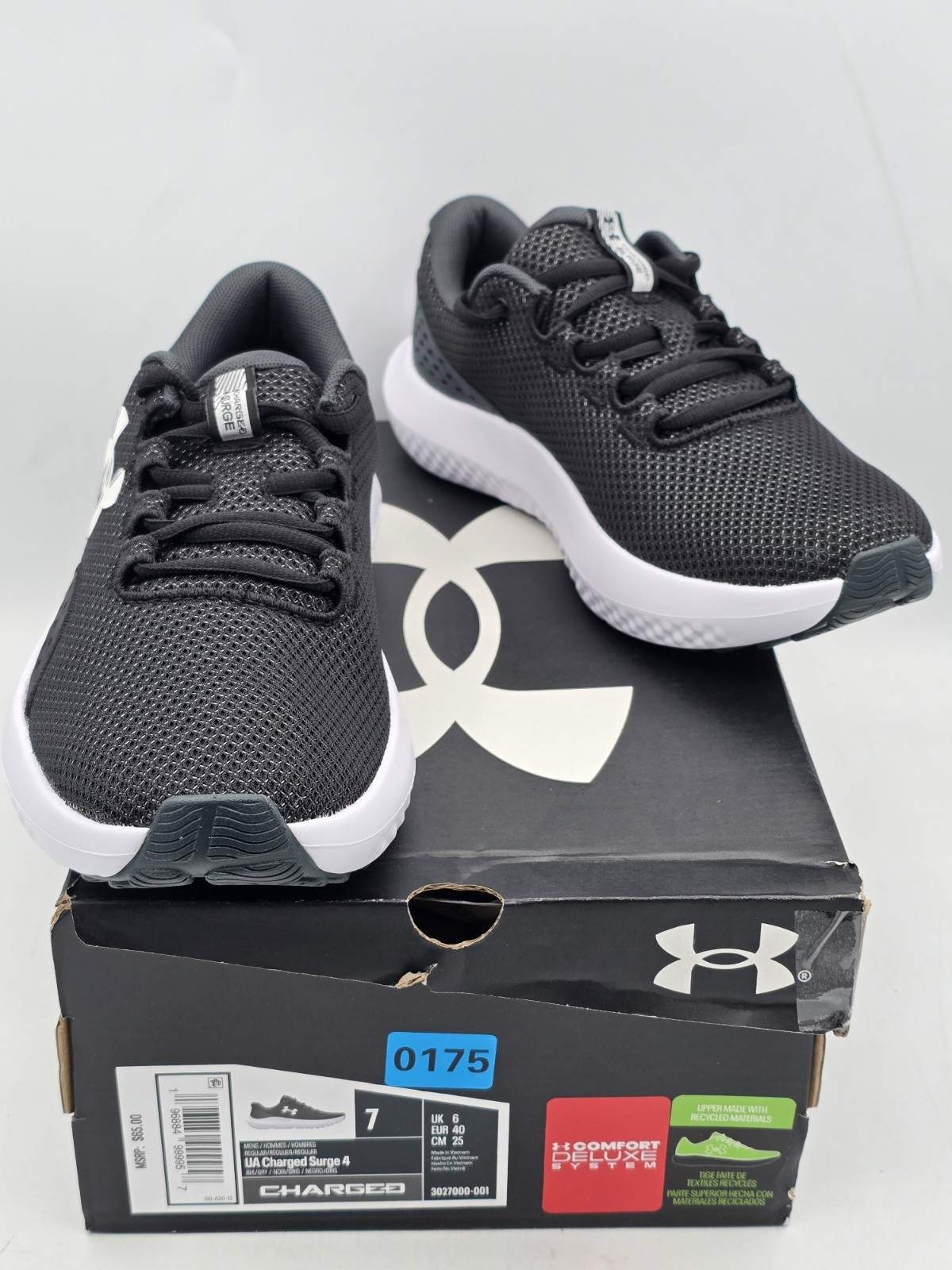 Mens Under Armour Charged Surge 4 Running Shoe Black, 7 Black/Anthracite/White