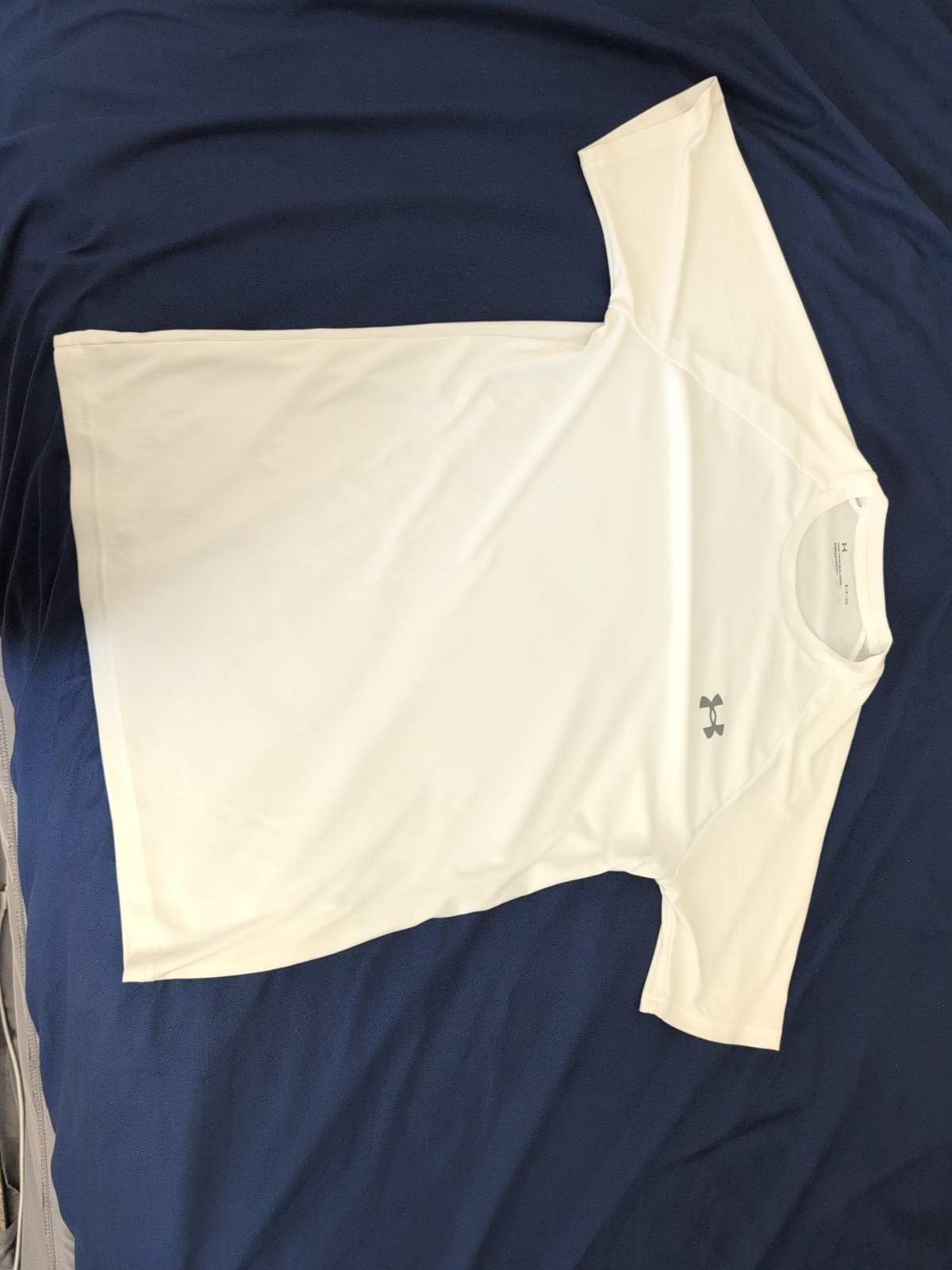 Men’s Under Armour Compression Shirt – Small