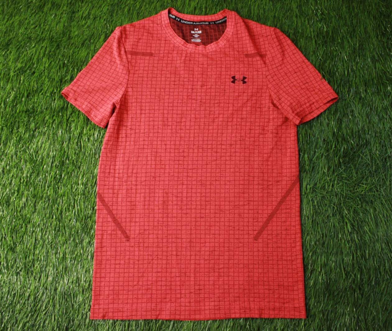 UNDER ARMOUR 2023 MEN TRAINING COMPRESSION SHIRT JERSEY ORIGINAL SIZE S SMALL