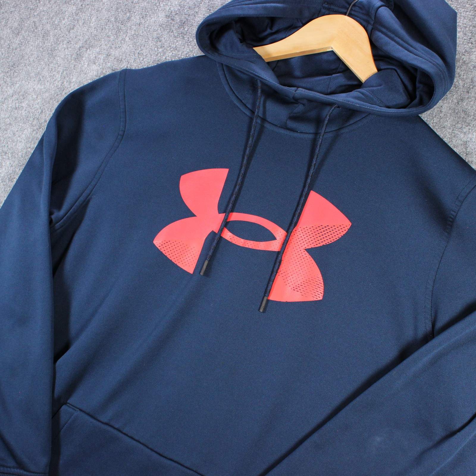 Under Armour Hoodie Pullover Mens L Navy Stretch Loose Logo Coldgear #AB590