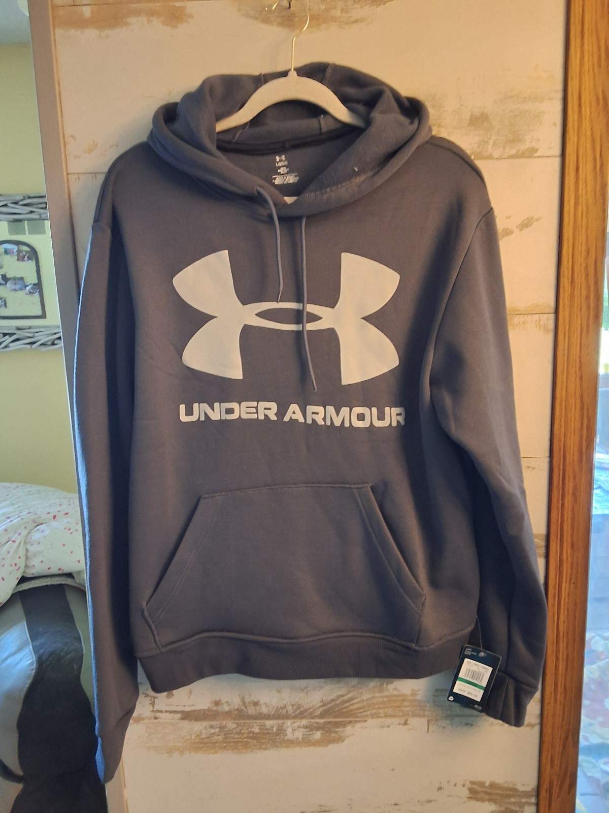 Mens UA Under Armour Logo  MSRP $60 L Grey Sweatshirt Hoody New With Tags