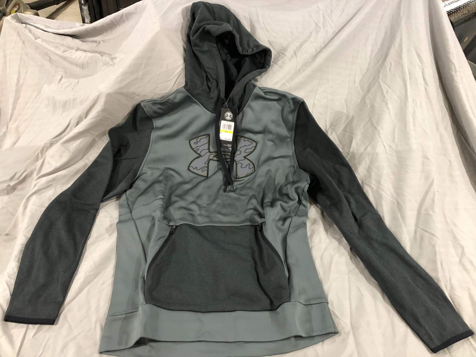 Under Armour Hoodie, MED, Grey, Fleece Pullover Hooded Sweatshirt 1360717