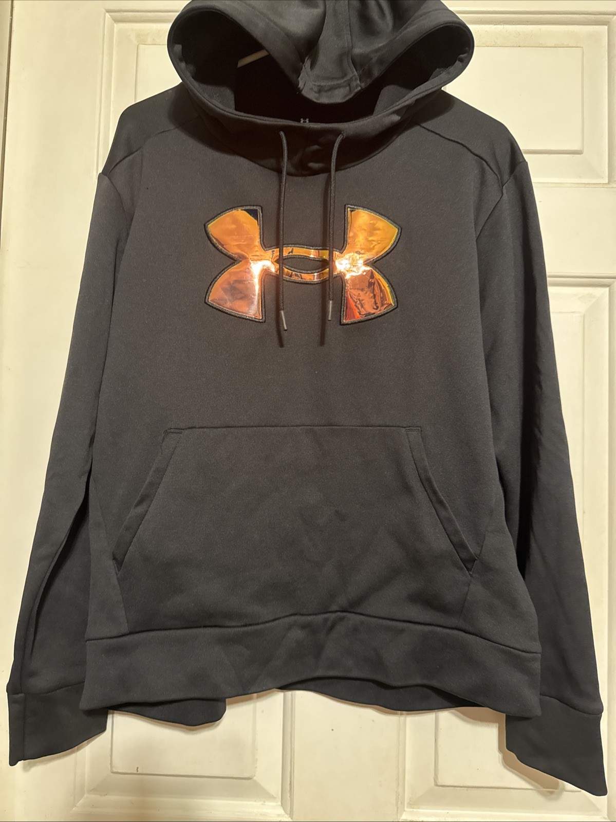 Under Armour black hoodie medium loose fit