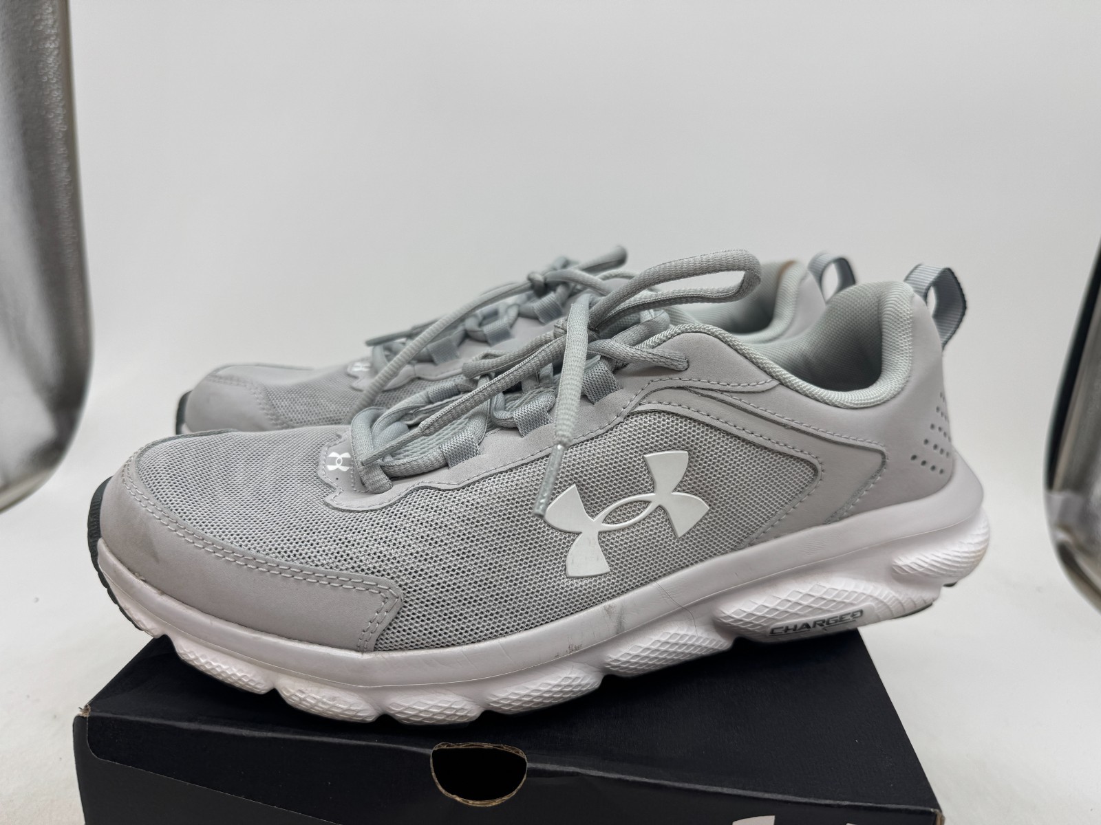 Under Armour Charged Assert 9 Running Sneakers Men’s Mod Gray Mesh Low Top – 10