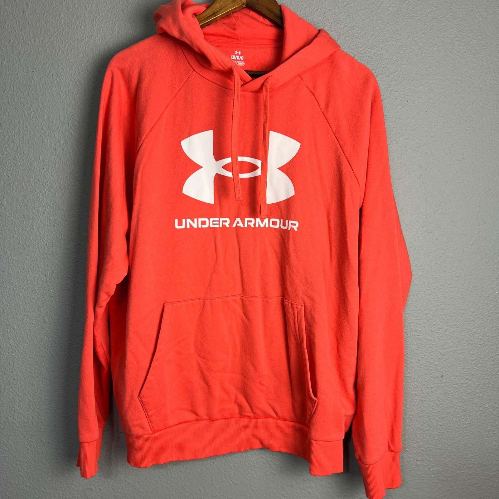 Under Armour Hoodie Pullover Sweatshirt Activewear Loungewear Cozy Logo Large