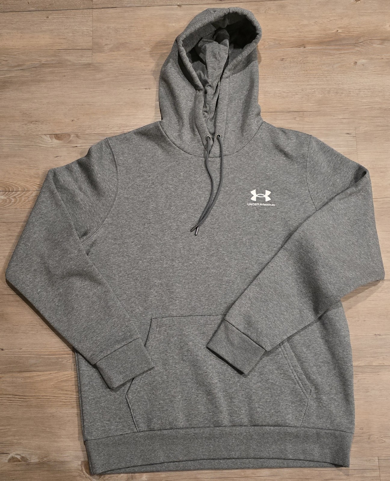 Men’s Under Armour Light Gray Pullover Hoodie Size Large NWOT Brand New