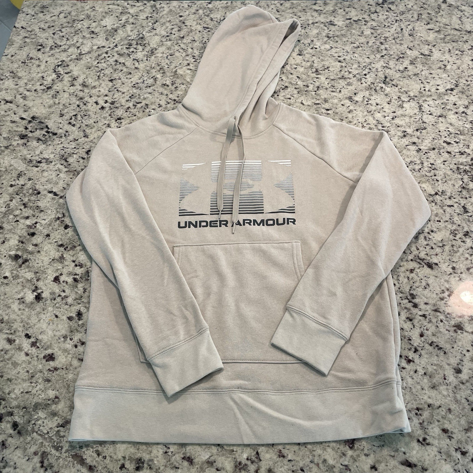 Under Armour Hoodie Beige Small Heat Gear
