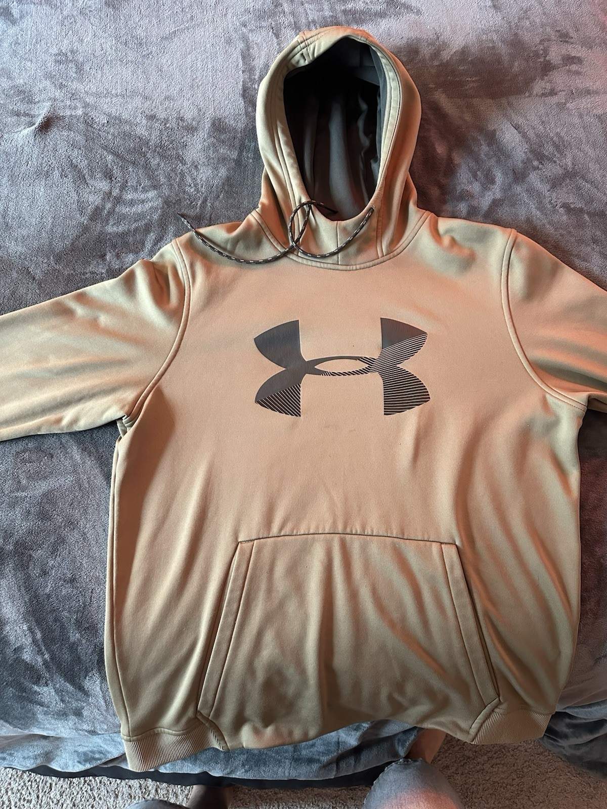 Under armour  Men’s Hoodie – Sage Green