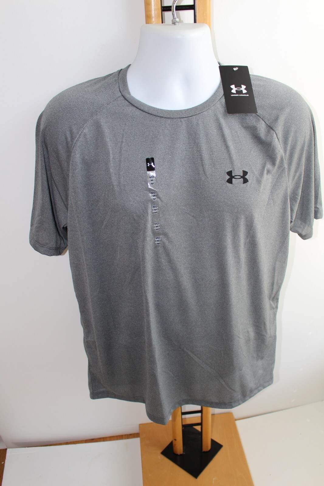 Under Armour Men’s UA tech 2.0 T-Shirt Outdoors NWT NEW Gray Size L Large