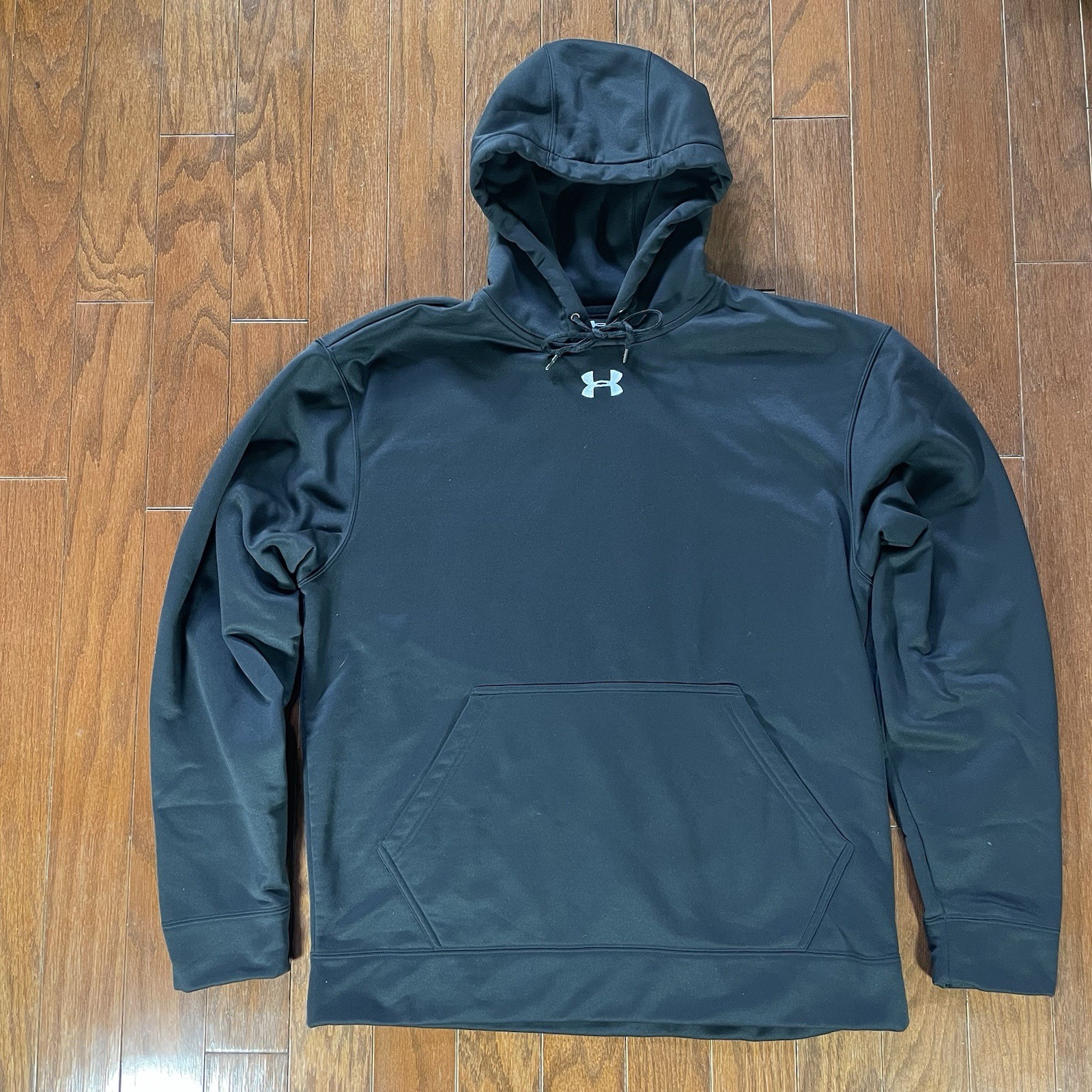 Under Armour UA Embroidered Logo Black Sweatshirt Hoodie sz M Fast Shipping!