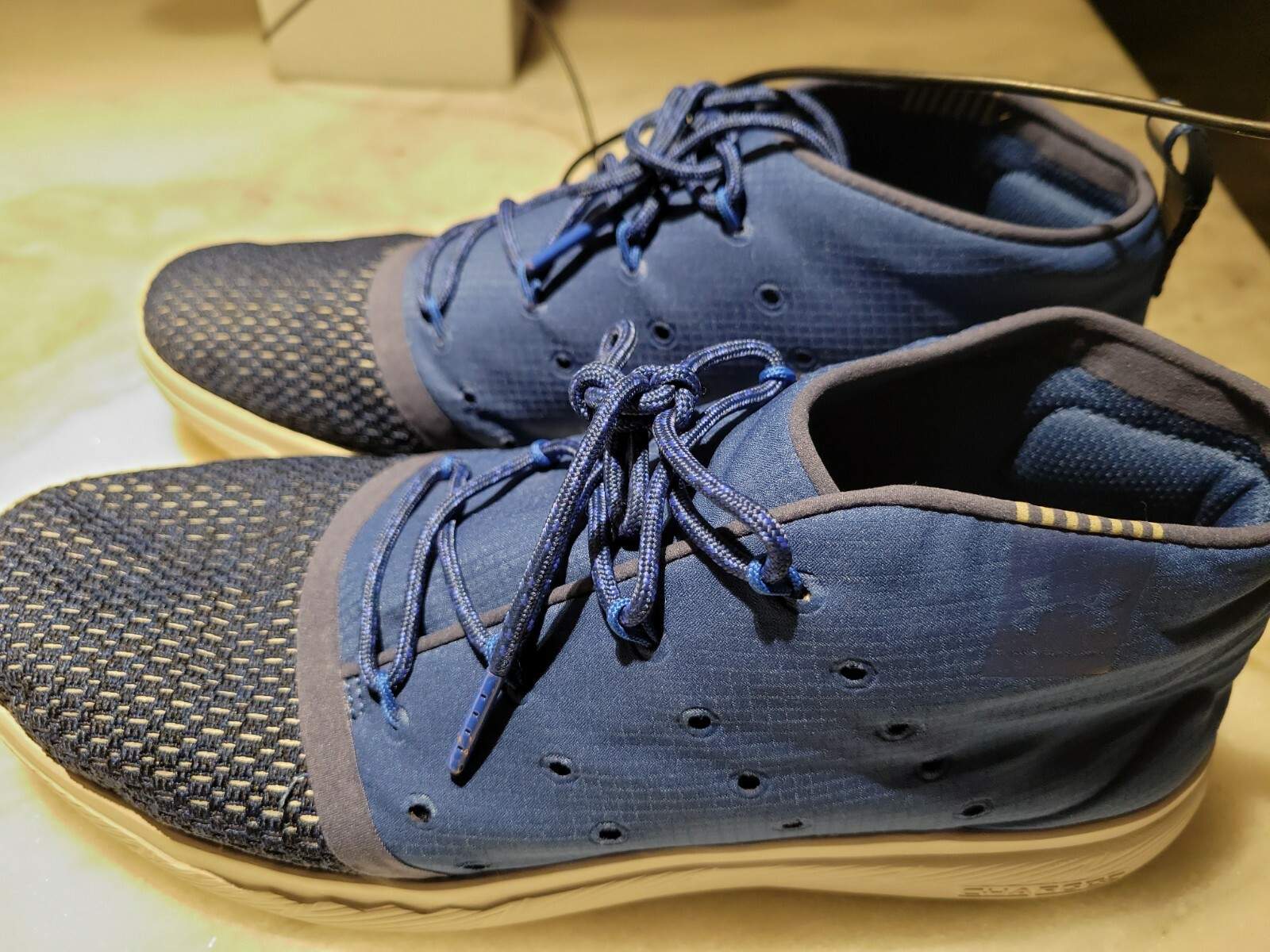 MEN’S UNDER ARMOUR 24/7 MID CASUAL SHOES FASHION SNEAKERS sz 9