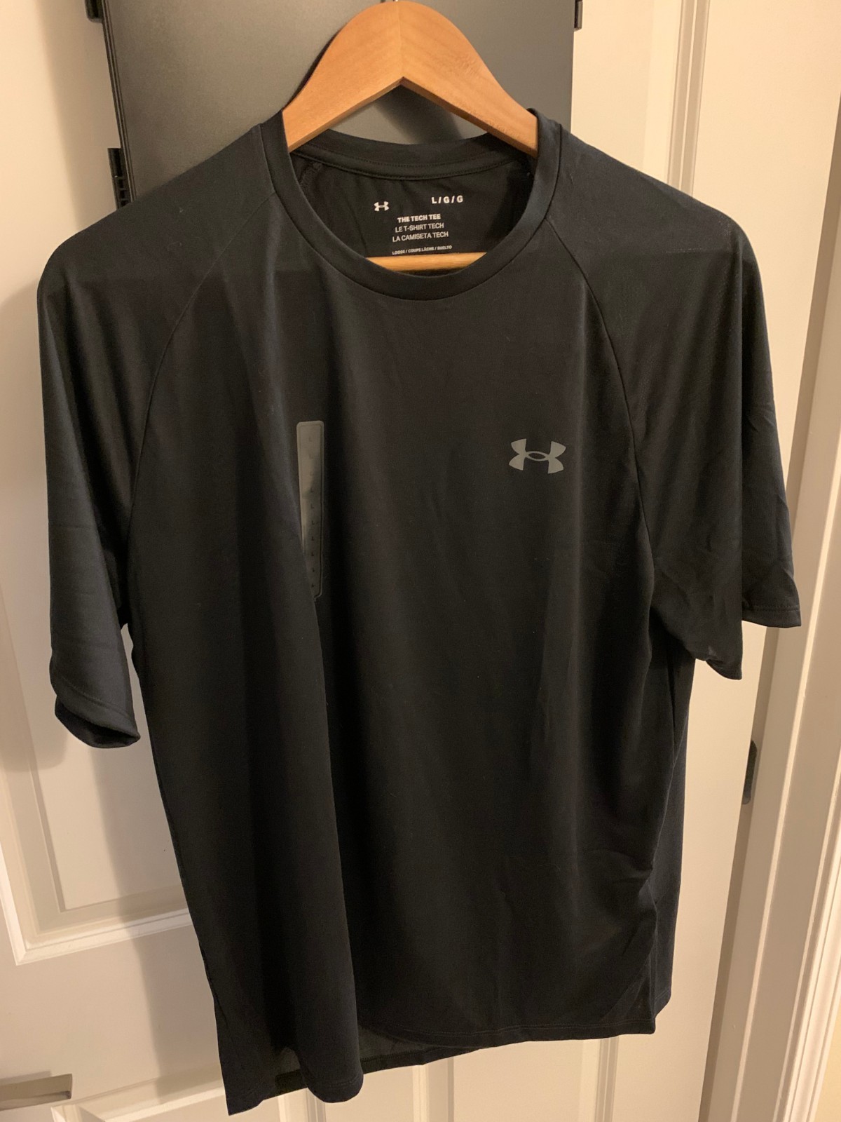 Under Armour Men’s 2.0 Tech Tee Short Sleeve T-Shirt – Black – Large – Loose Fit