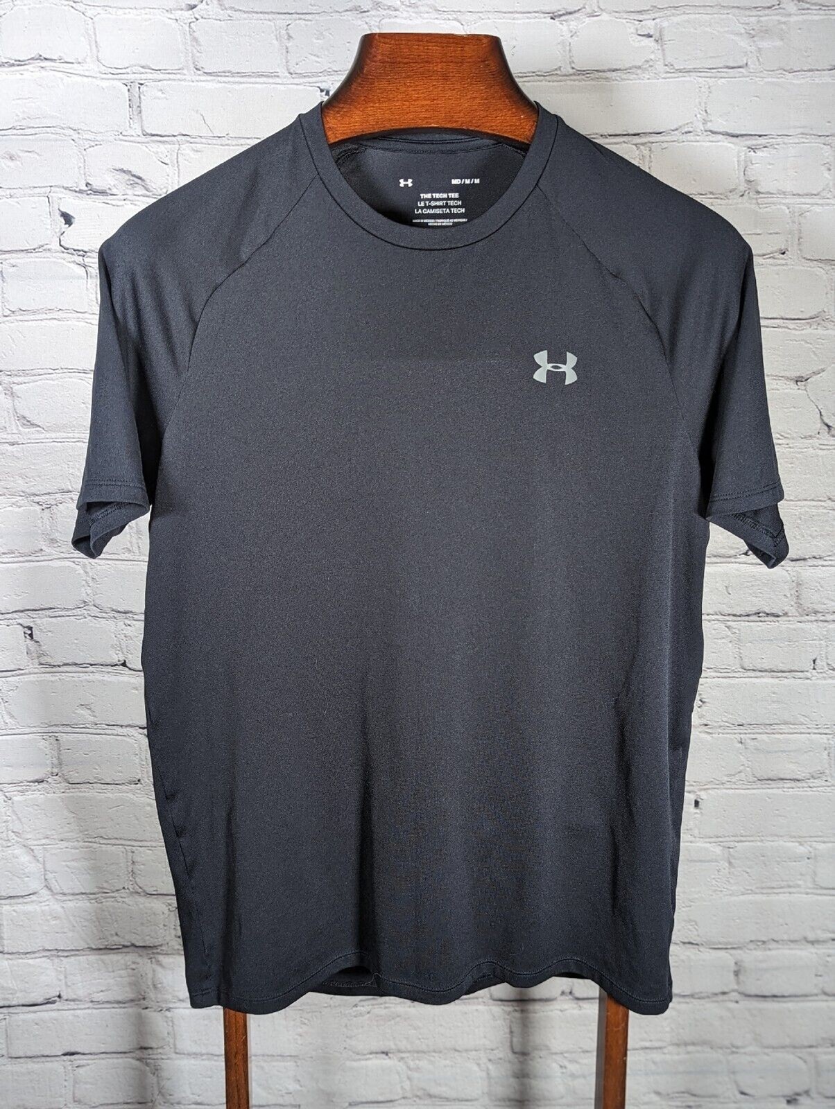 Under Armour T Shirt Black The Tech Tee Short Sleeve Mens Activewear Size Medium
