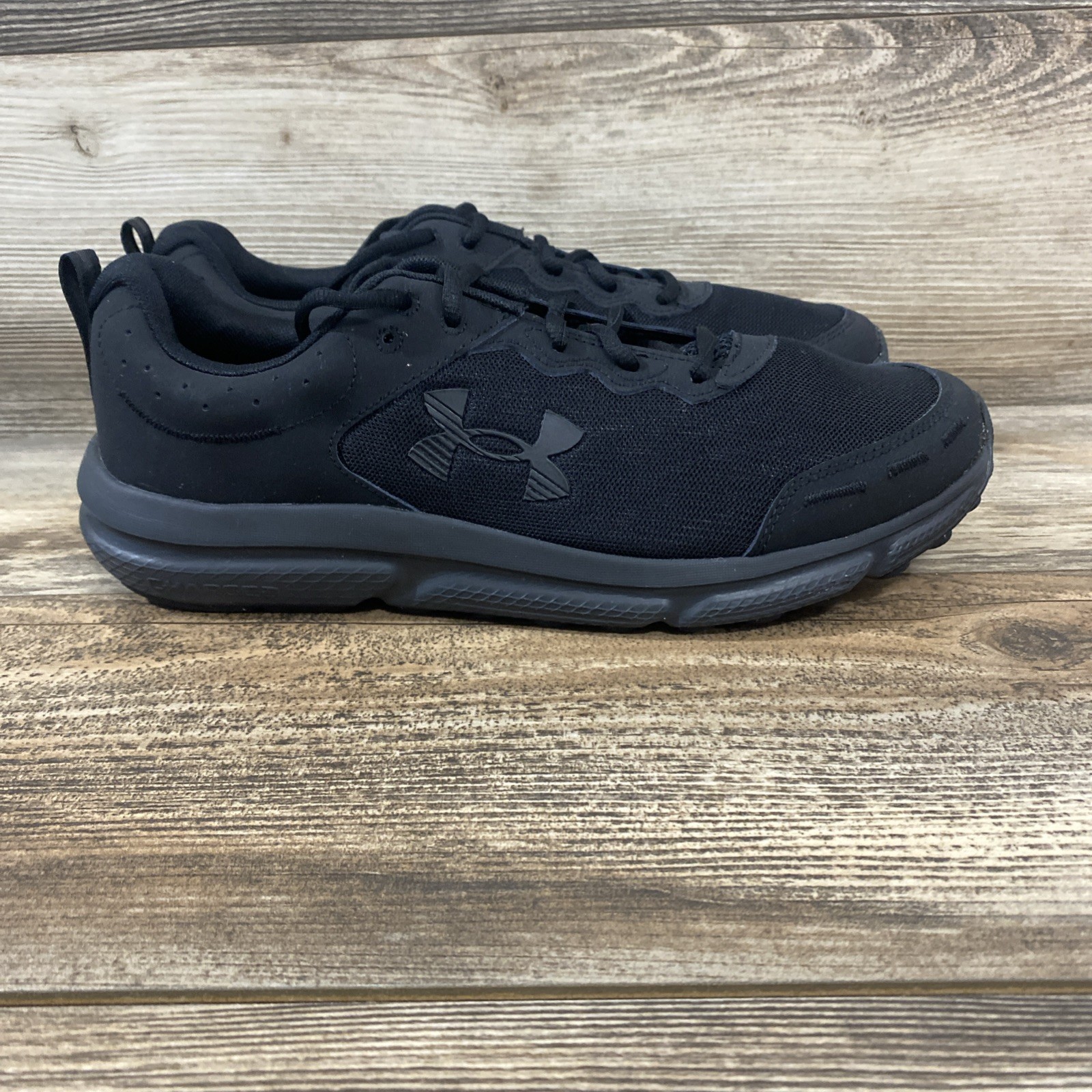Under Armour Charged Assert 10 Triple Black Athletic Running Shoes Men’s Size 11