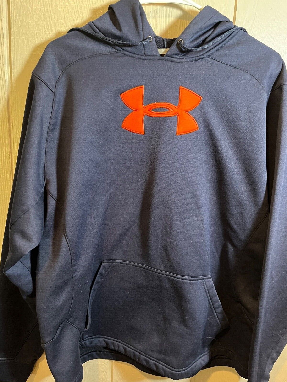 Navy Blue Under Armour Large Hoodie Very Nice Condition