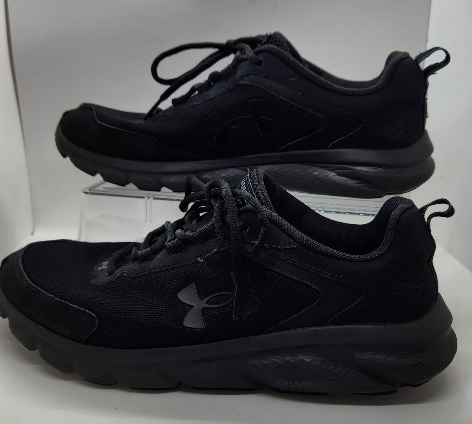 Under Armour Charged Assert Athletic Running Shoes Sneakers Men’s- Sz 10 Black