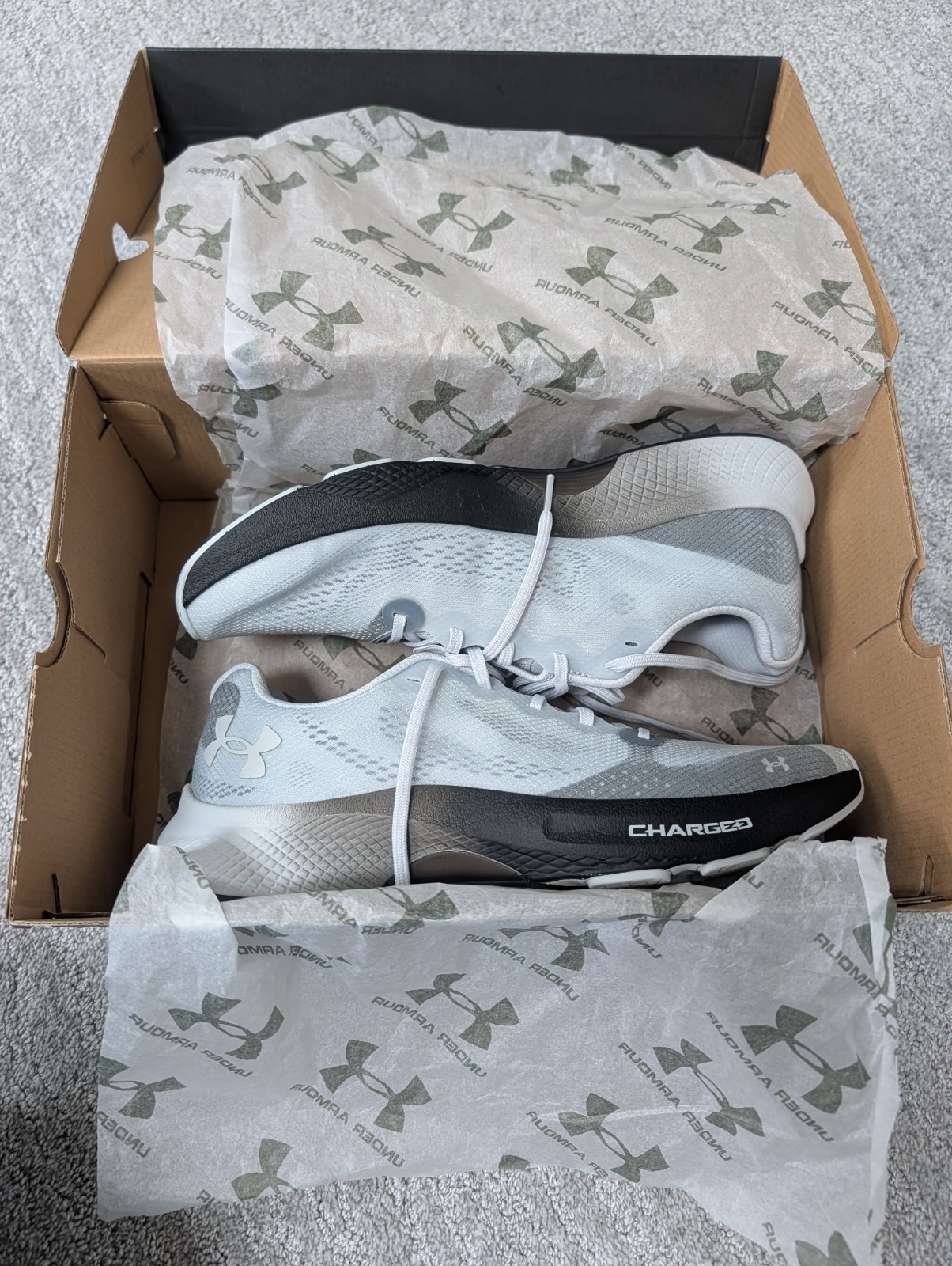 NEW Men’s Under Armour Charged Pulse Style,  Shoes Size 11