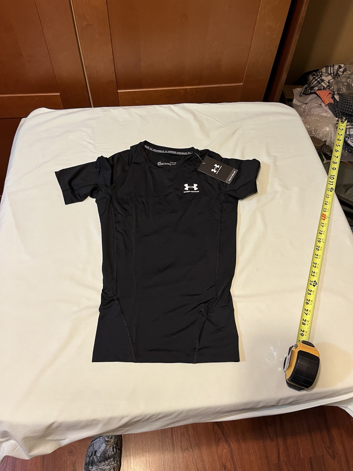 Under Armour Men’s Heat Gear Compression T-Shirt Black Poly Spandex Small – NWT