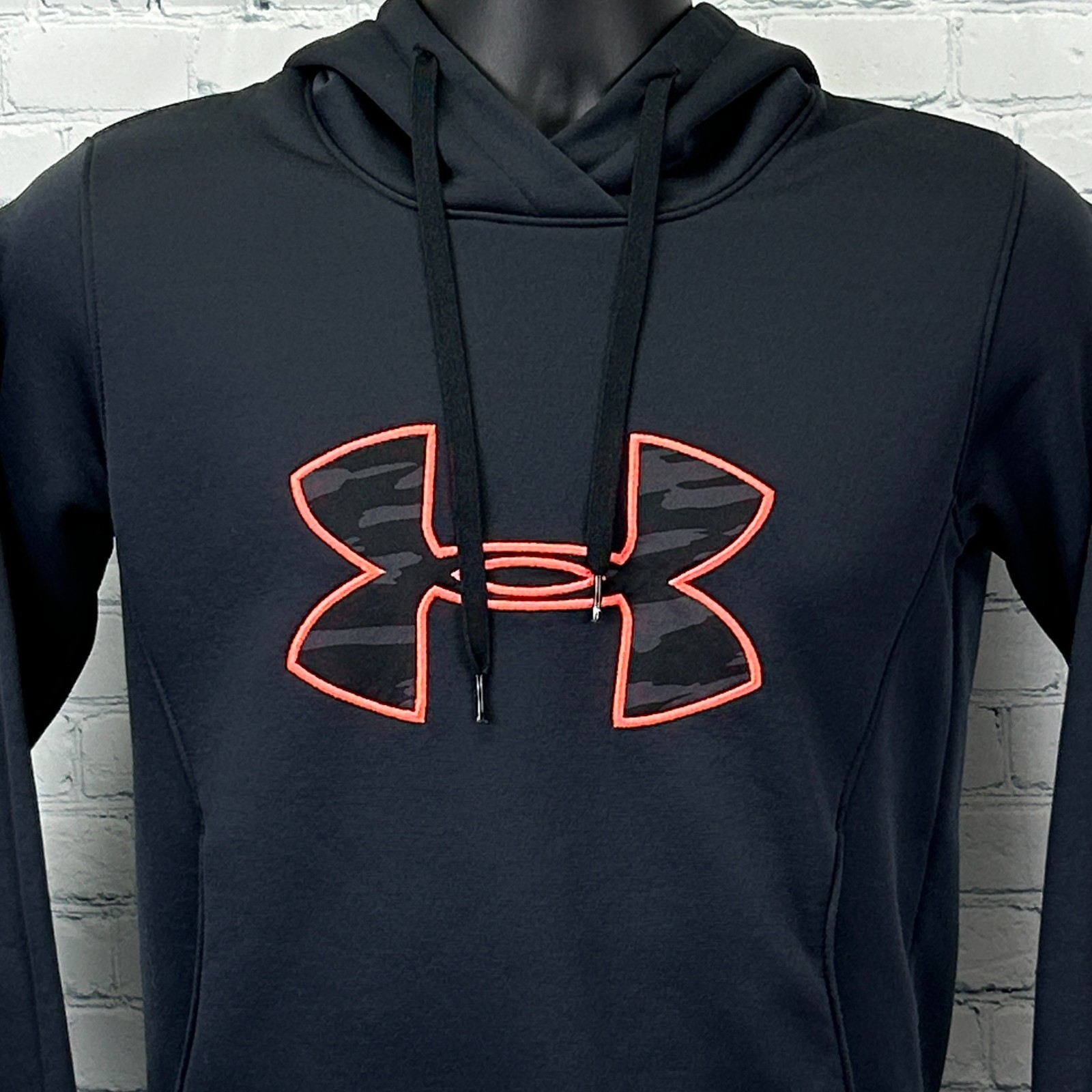 Under Armour UA Storm Semi Fitted Hoodie Hooded Sweatshirt Logo Black S Small