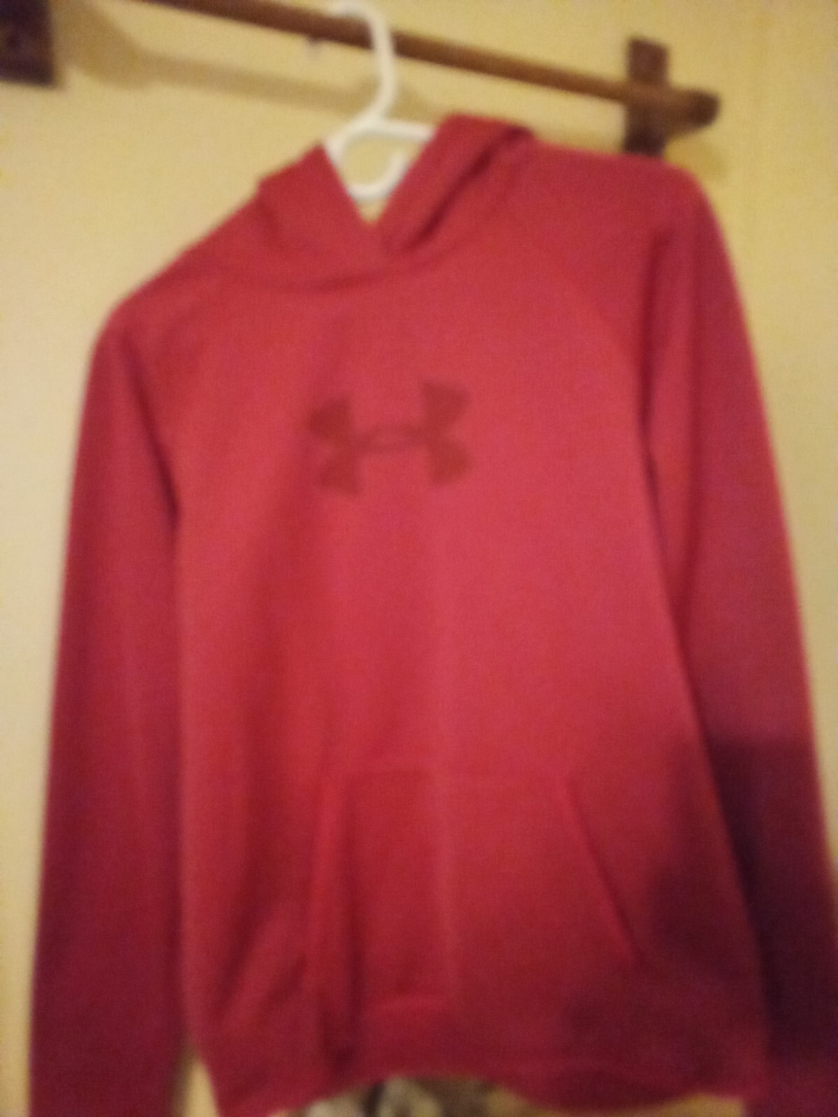 mens under armour fitted hoodie large