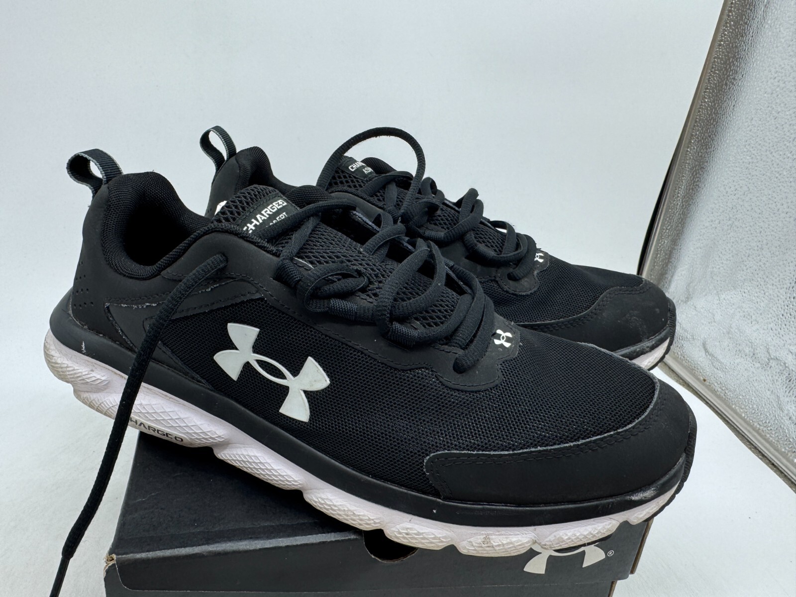 Under Armour Charged Assert 9 Athletic Running Sneakers Mens Black White – 10