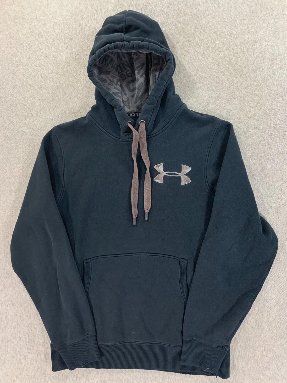 Under Armour Cold Gear Loose Fit Hoodie Sweatshirt (Men’s Small) Black