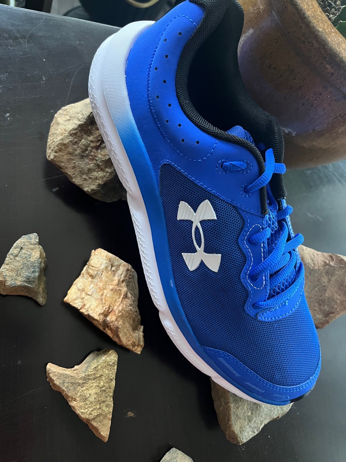 NWOB Under Armour UA Charged Assert 10 Running Athletic Training Fun Blue Sz 10