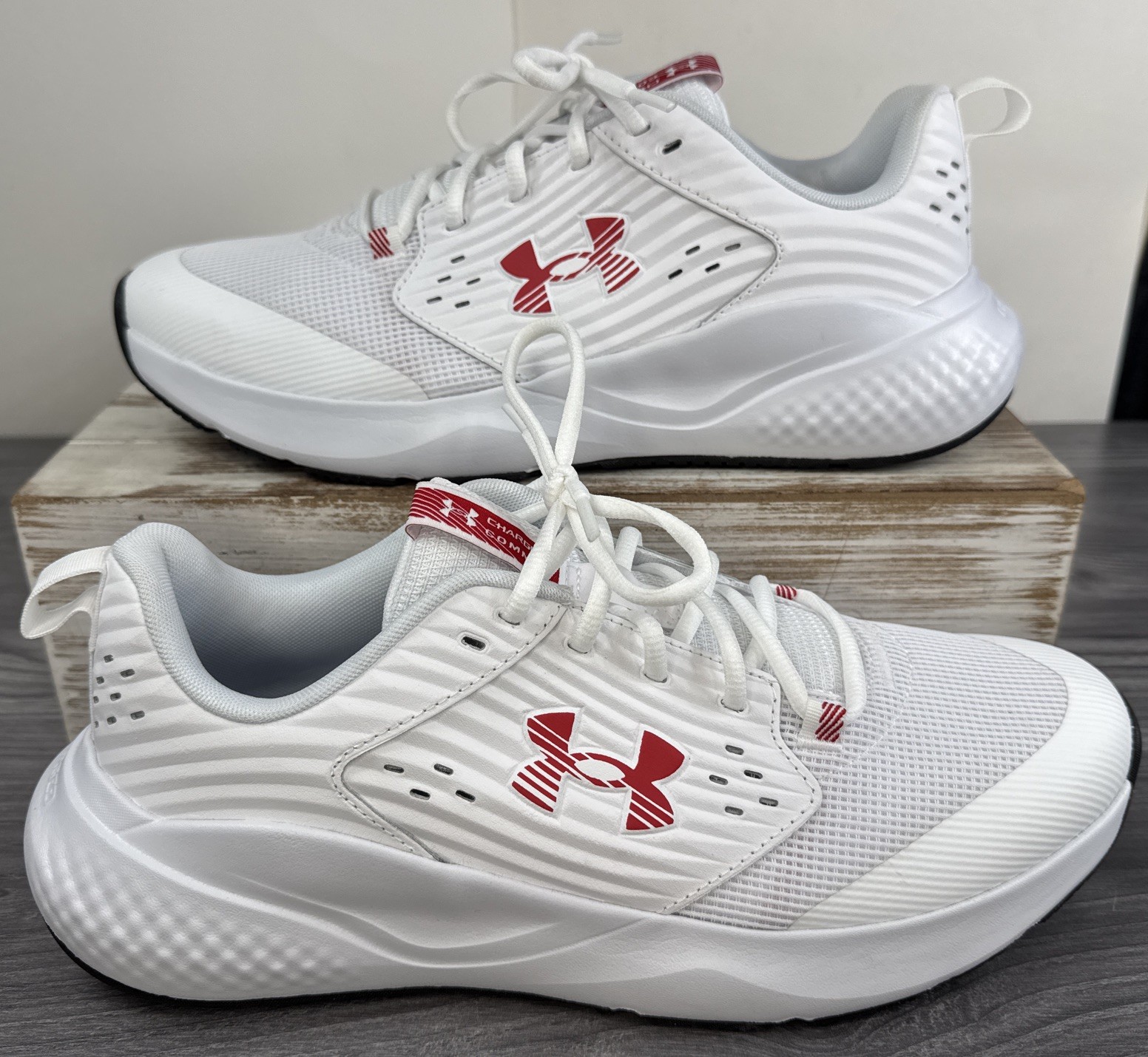 Under Armour UA Charged Commit 4 Shoes White/Red Men Size 11.5 Barely Worn