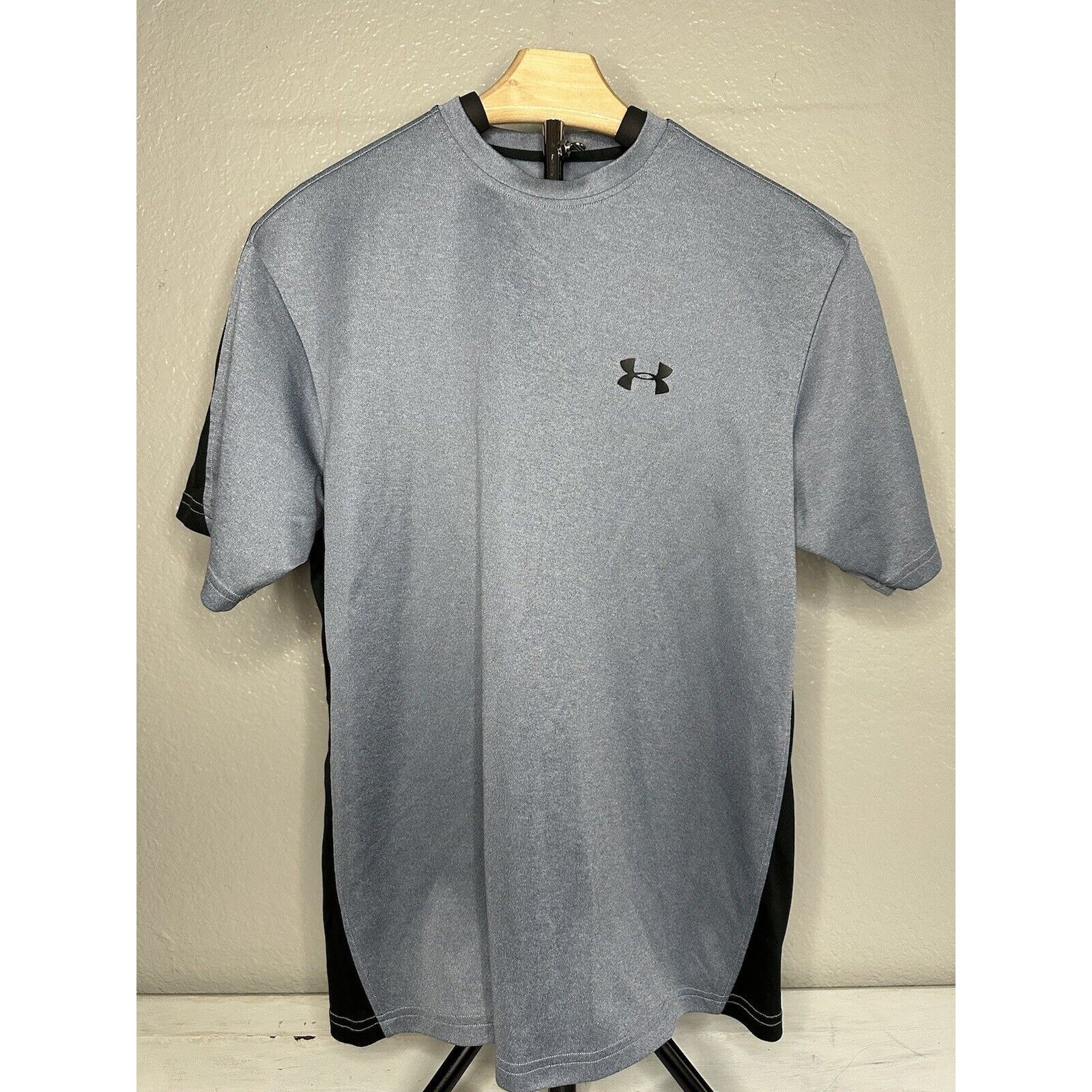 Under Armour Mens Heat Gear UA Tech Tshirt Short Sleeve Athletic Gray/black Sm