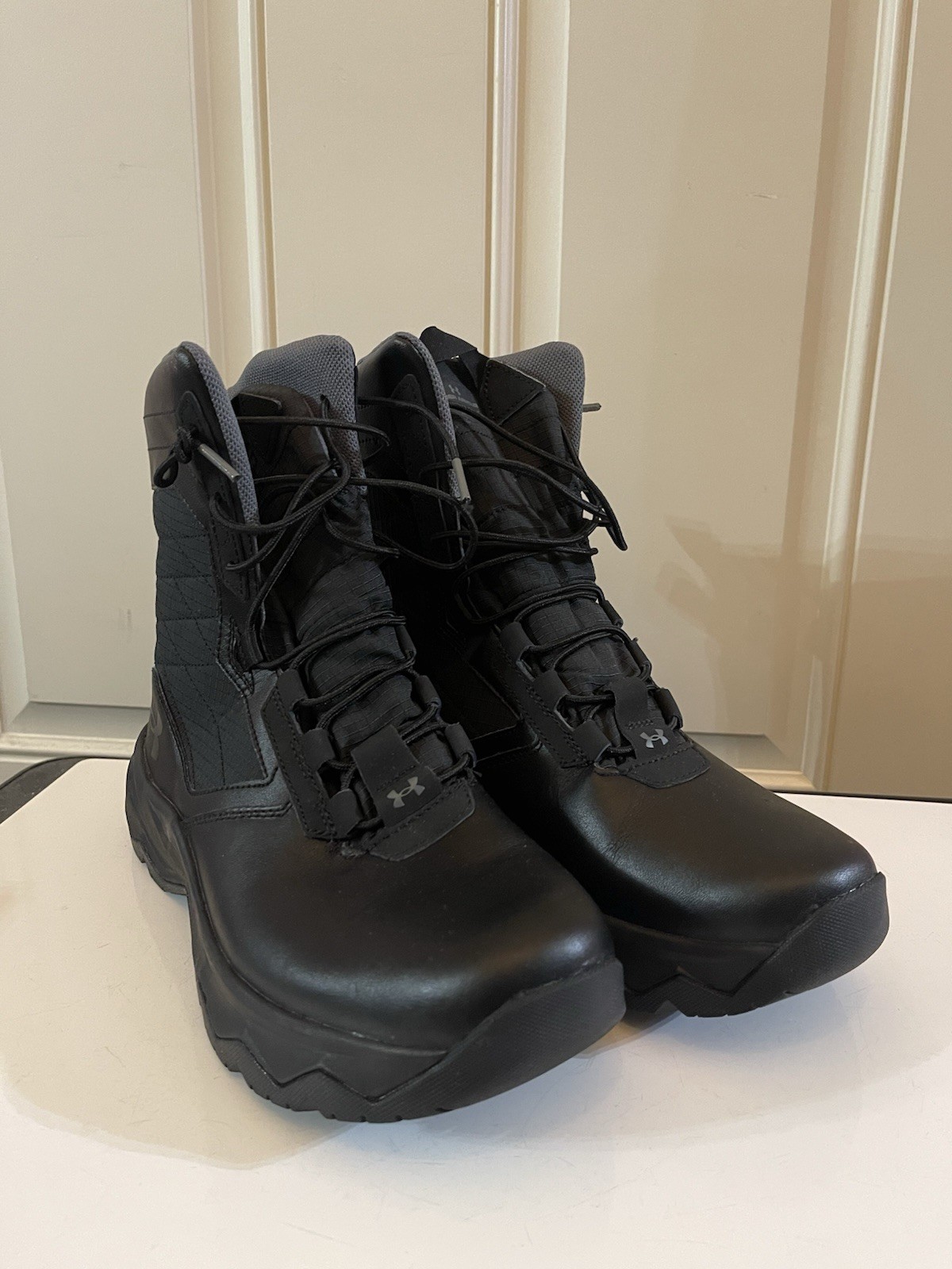 UNDER ARMOUR MEN’S STELLAR G2 MILITARY AND TACTICAL BOOT SIZE 10 BLACK