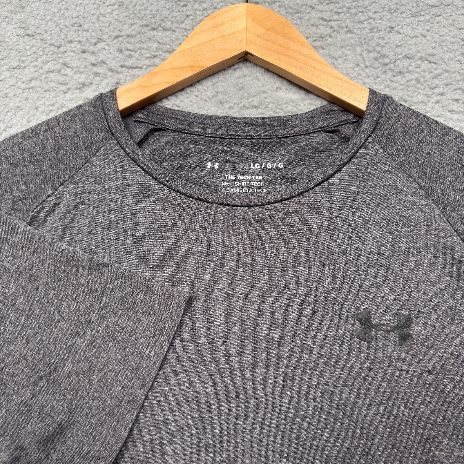 Under Armour The Tech Tee Shirt Mens Large Gray Performance Athletic Crew Neck