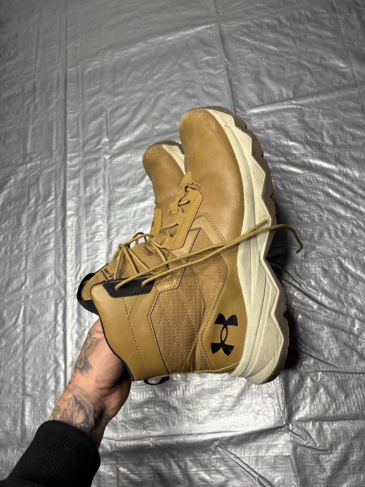 Under Armour Mens  Stellar G2 Mid Boot Size 12