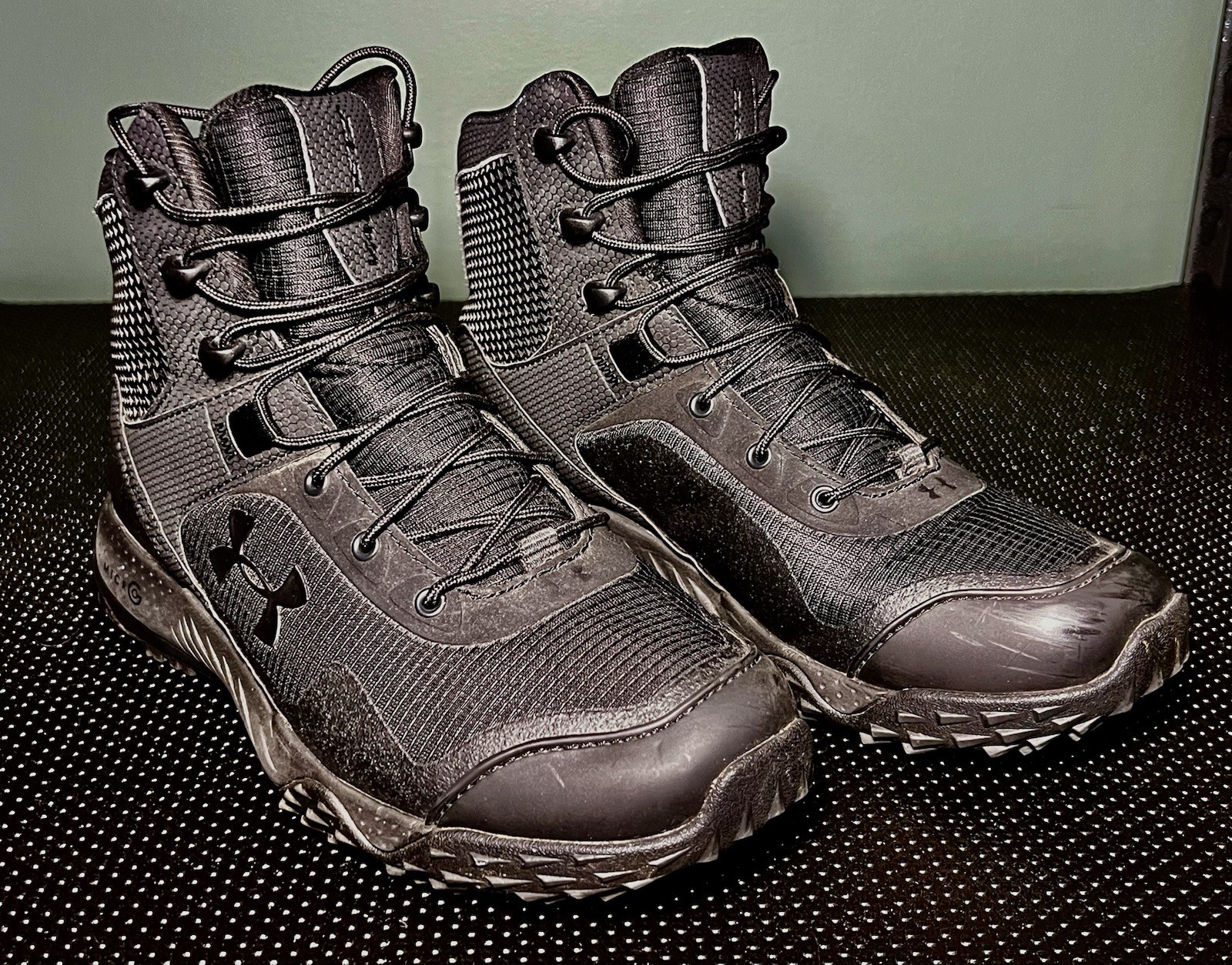 Under Armour VALSETZ Black  Micro G Tactical Boots ~ Size 8.5 (US)