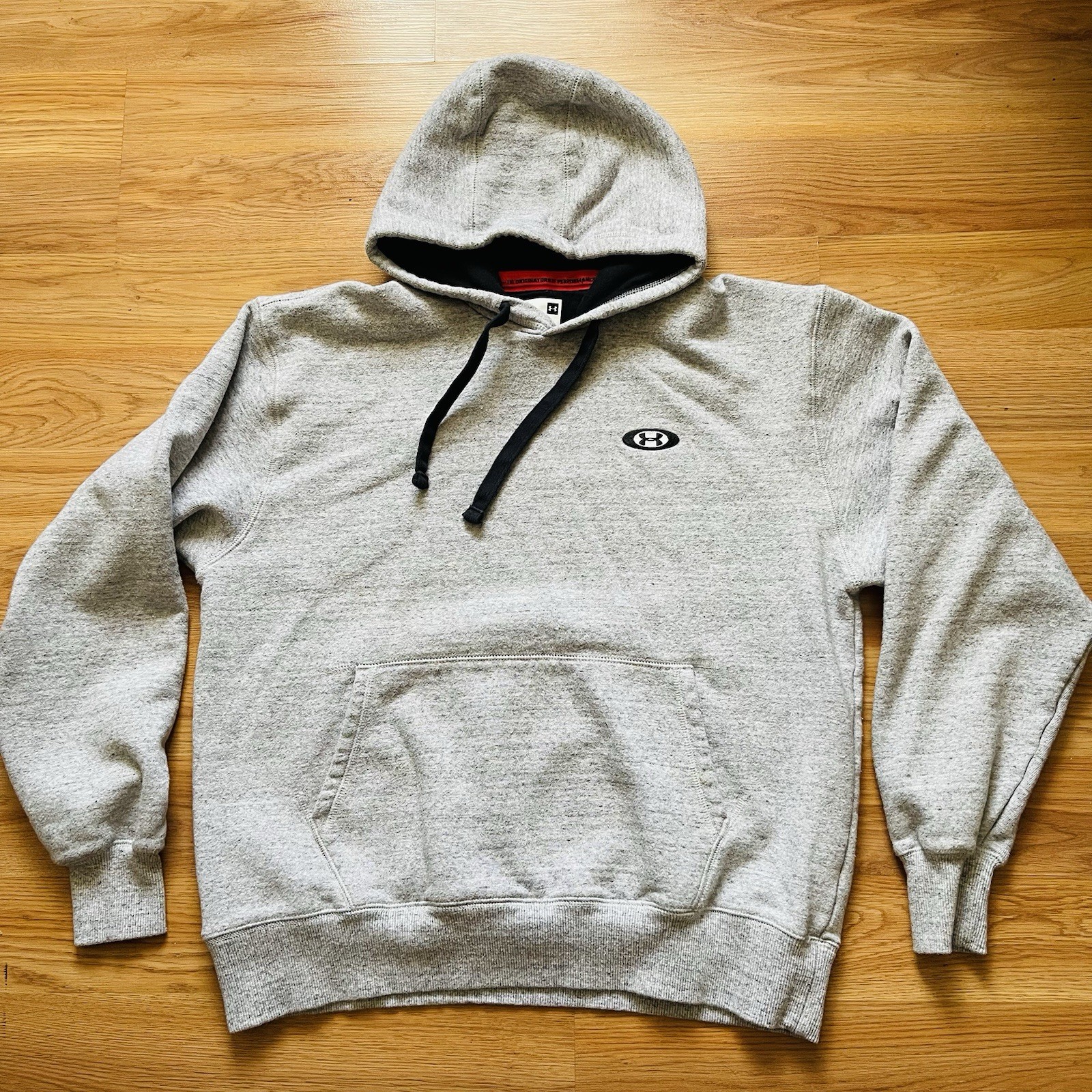 Under Armour Pullover Hoodie – L
